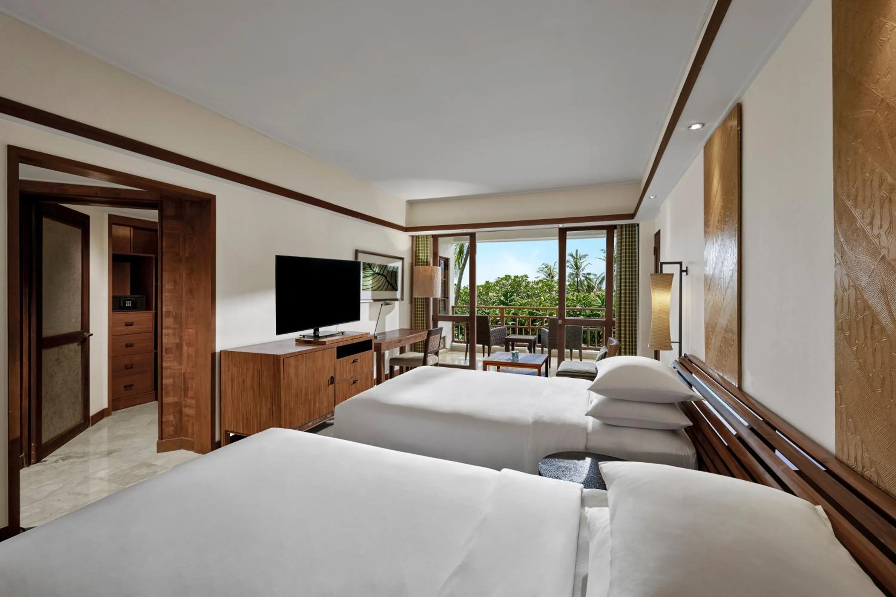 Garden, Bed in Grand Hyatt Bali
