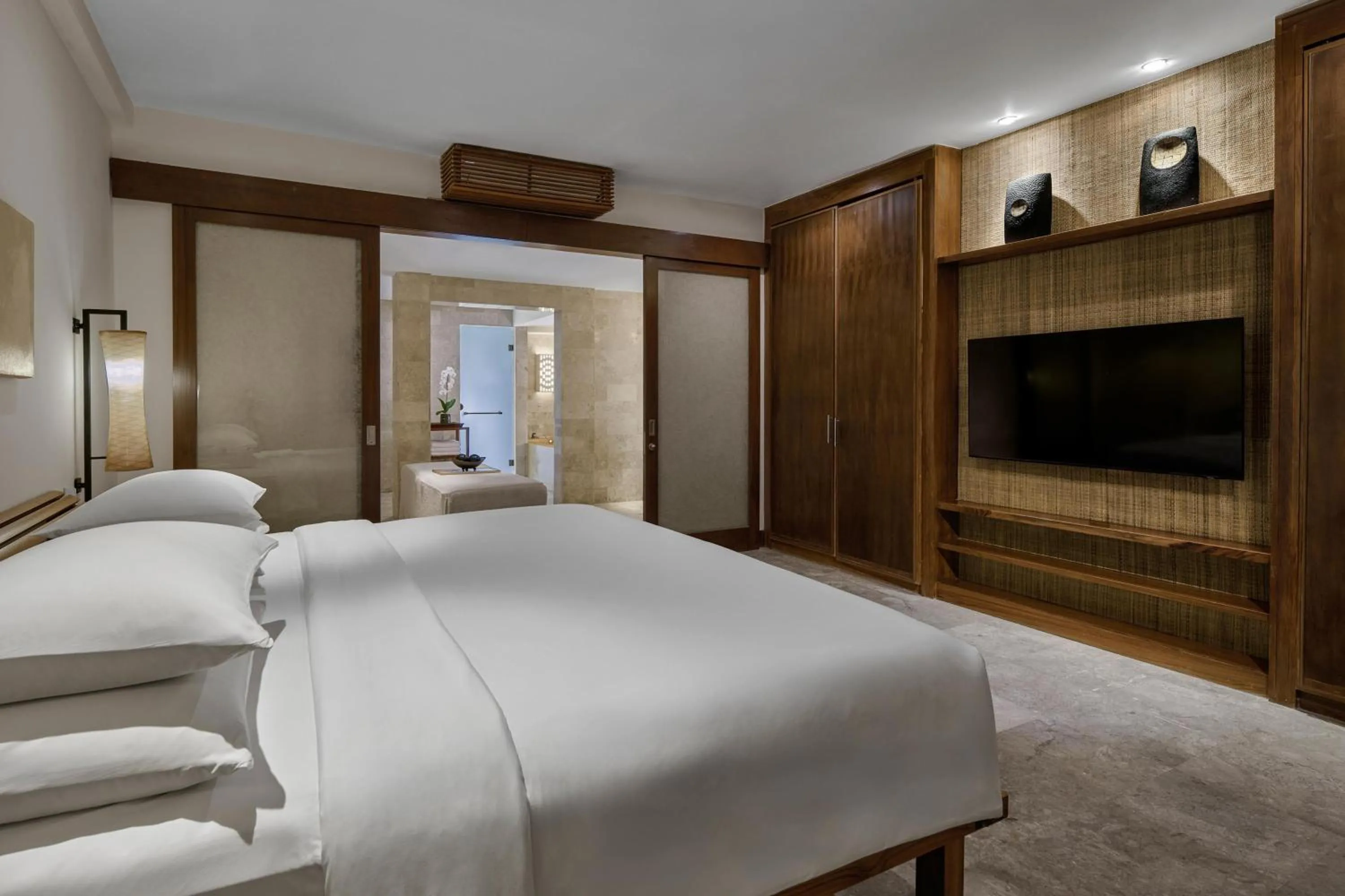 Bedroom, Bed in Grand Hyatt Bali