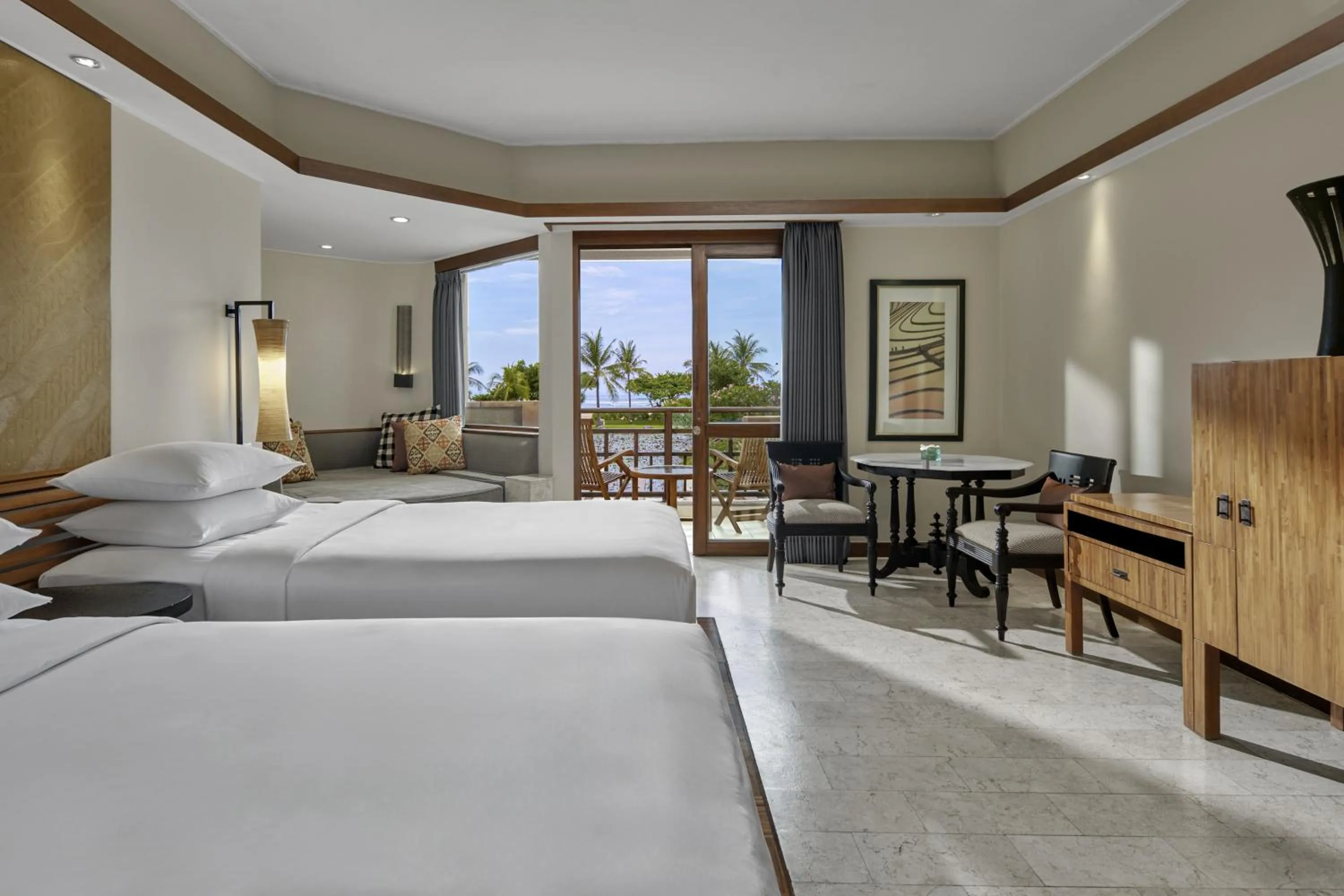Guests, Bed in Grand Hyatt Bali