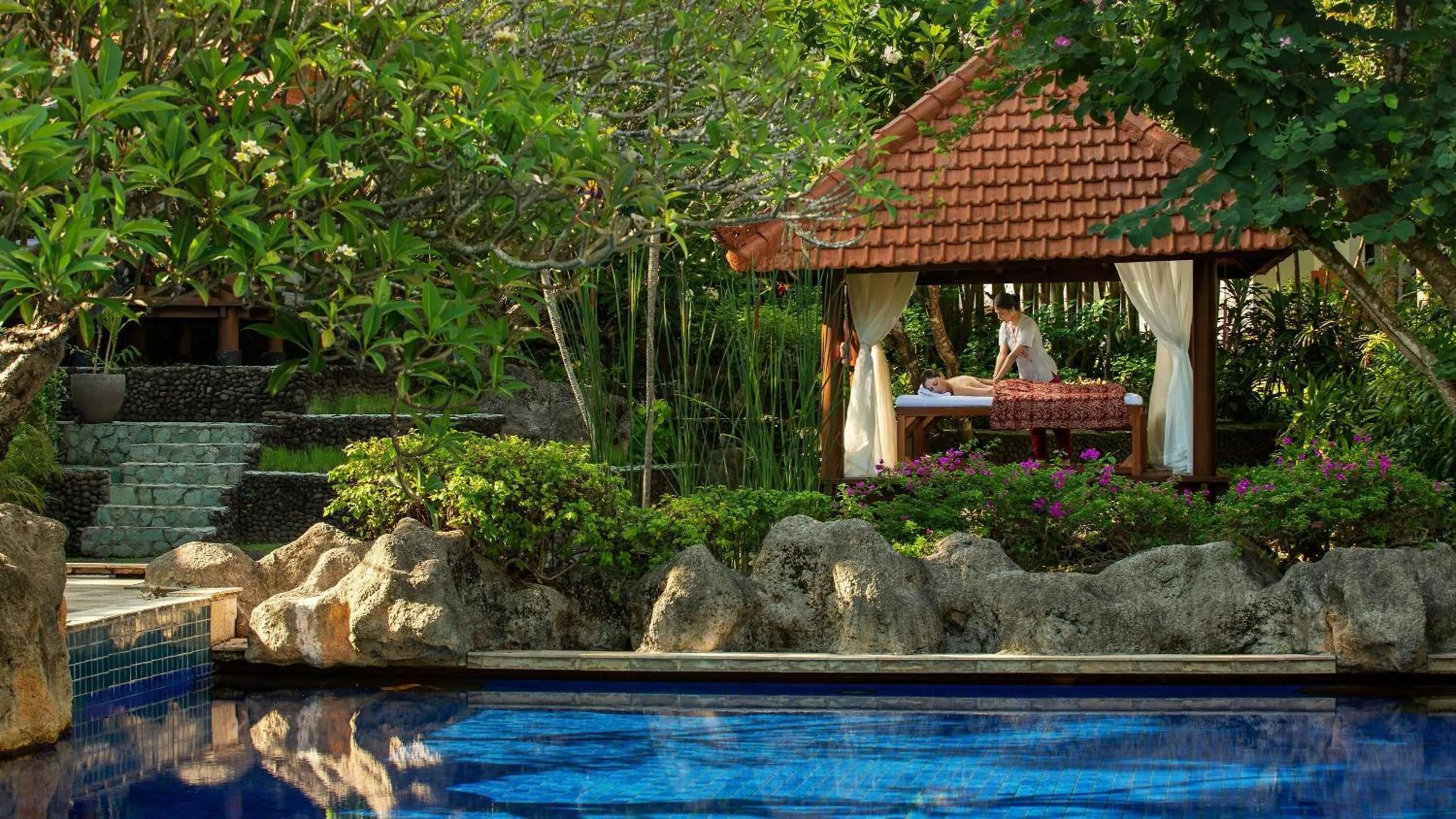 Swimming pool in Grand Hyatt Bali
