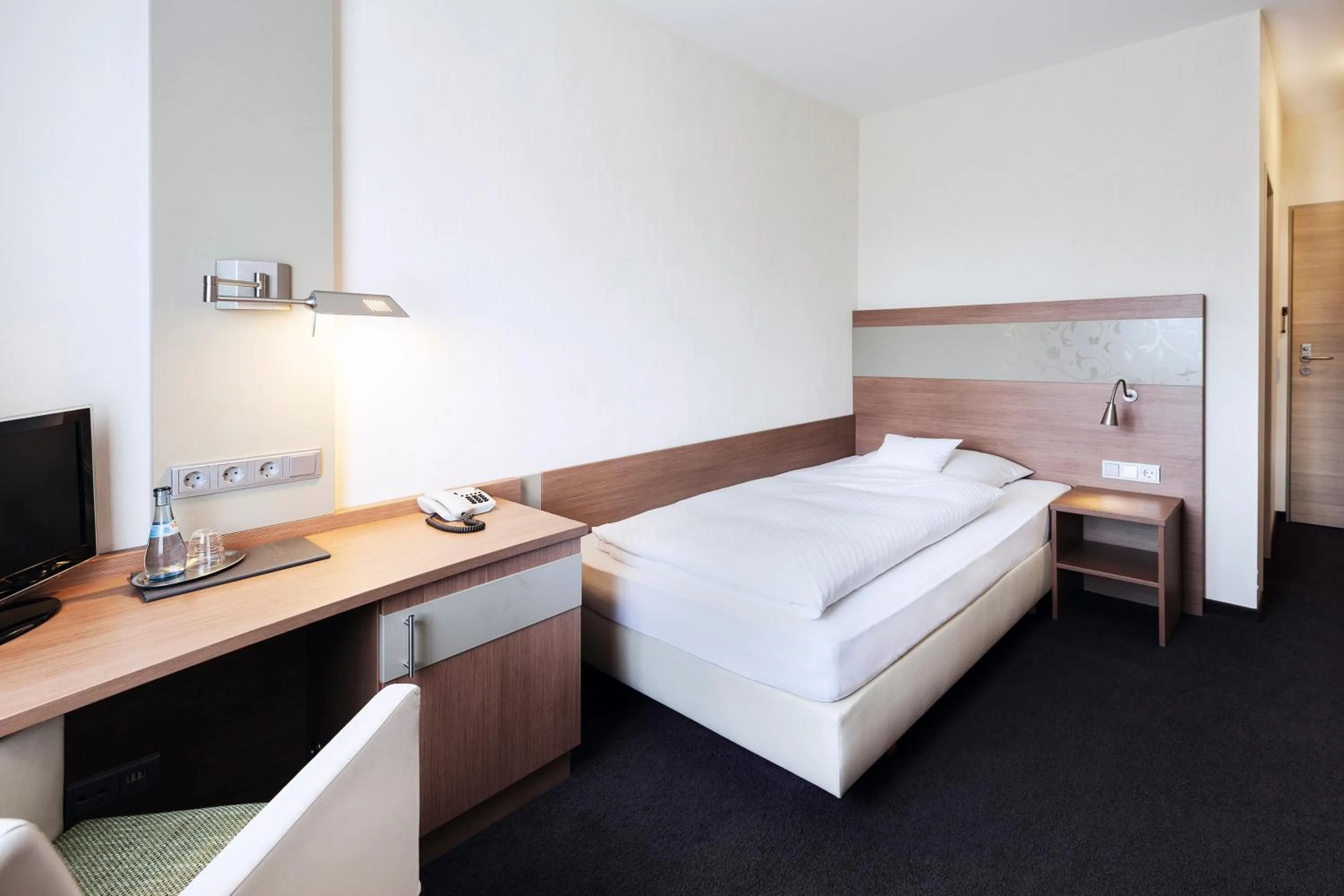 Photo of the whole room, Bed in Hotel Rieth