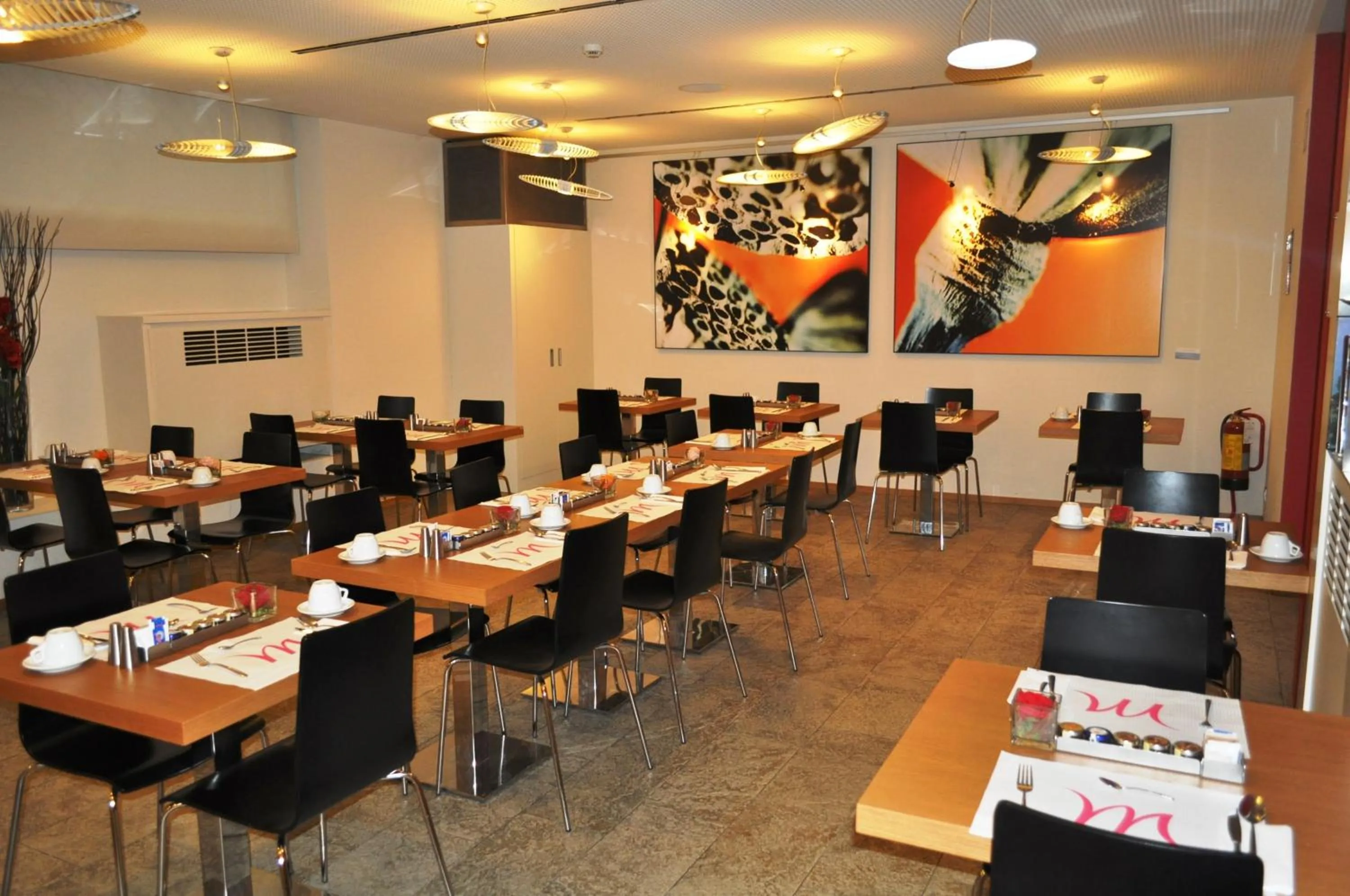 Restaurant/places to eat in Hotel Mercure Milano Solari