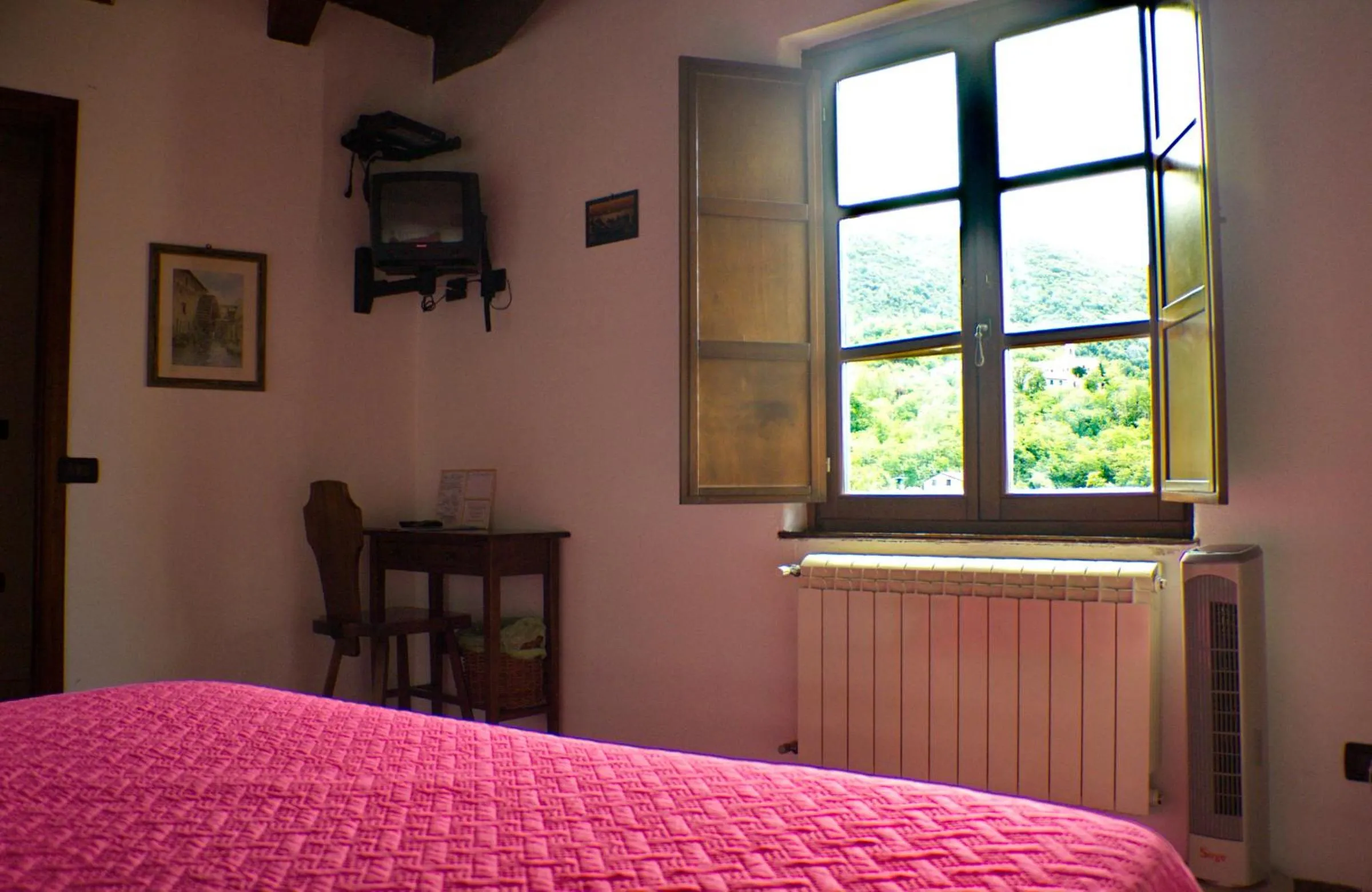 Bed in Le Petit Chateau