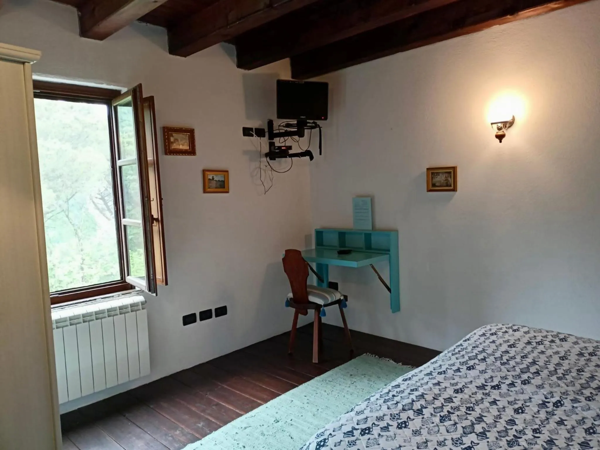 Bed in Le Petit Chateau