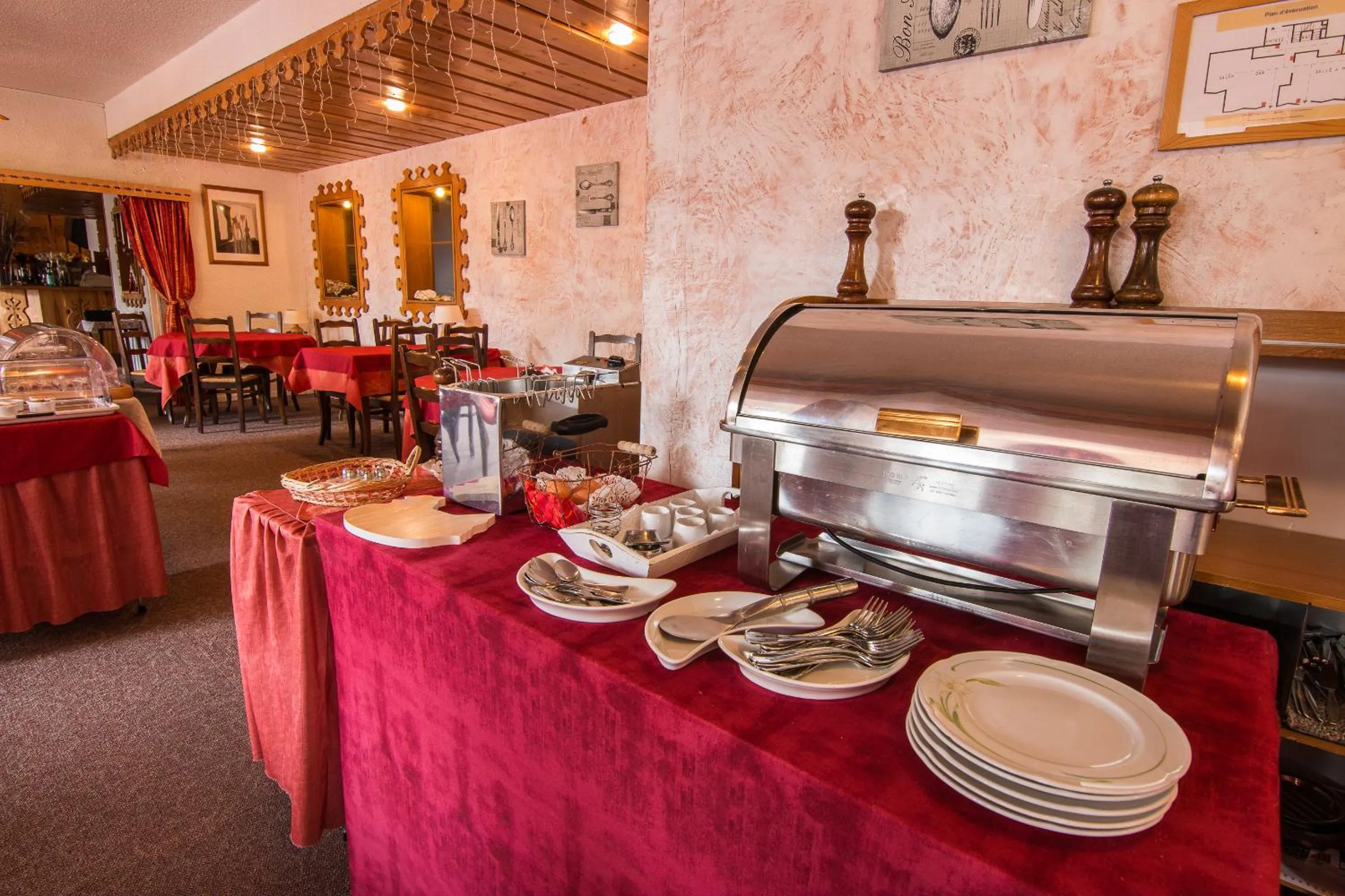 Food and drinks in Hotel Adret