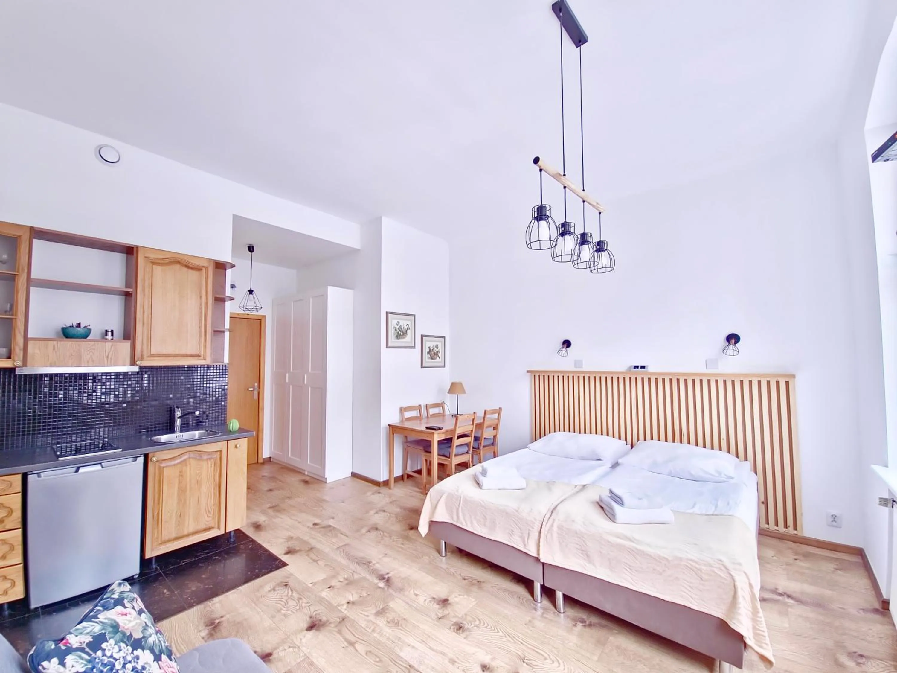 Photo of the whole room, Bed in Apartamenty Velvet