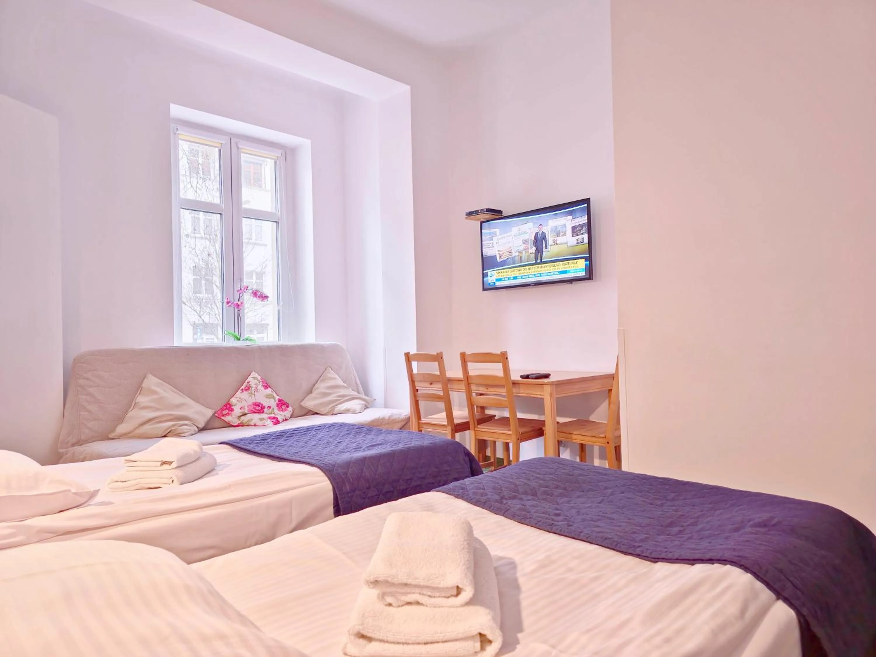 Photo of the whole room, Bed in Apartamenty Velvet