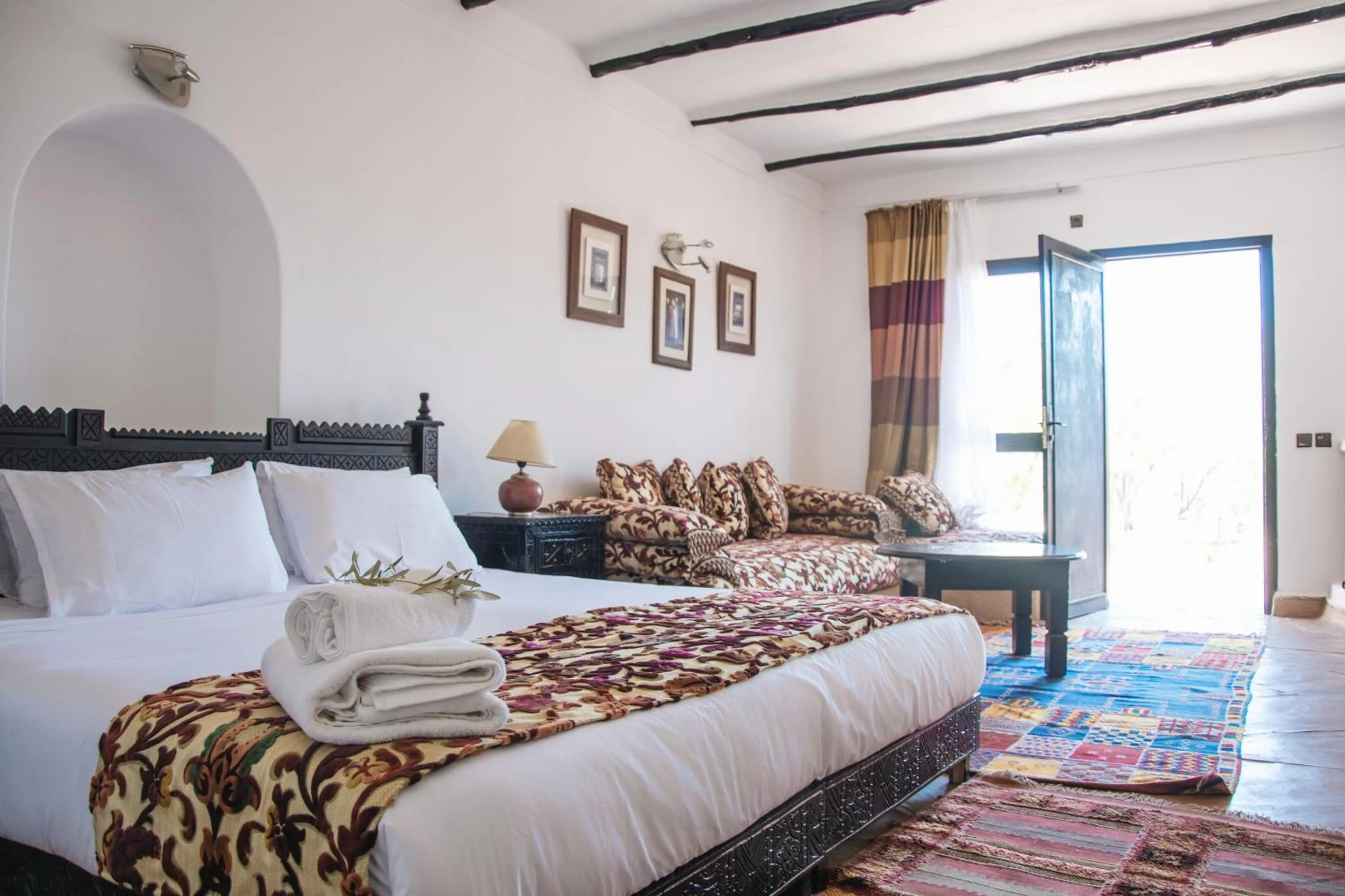 Bed in Ksar Shama - Atlas Mountain Escape