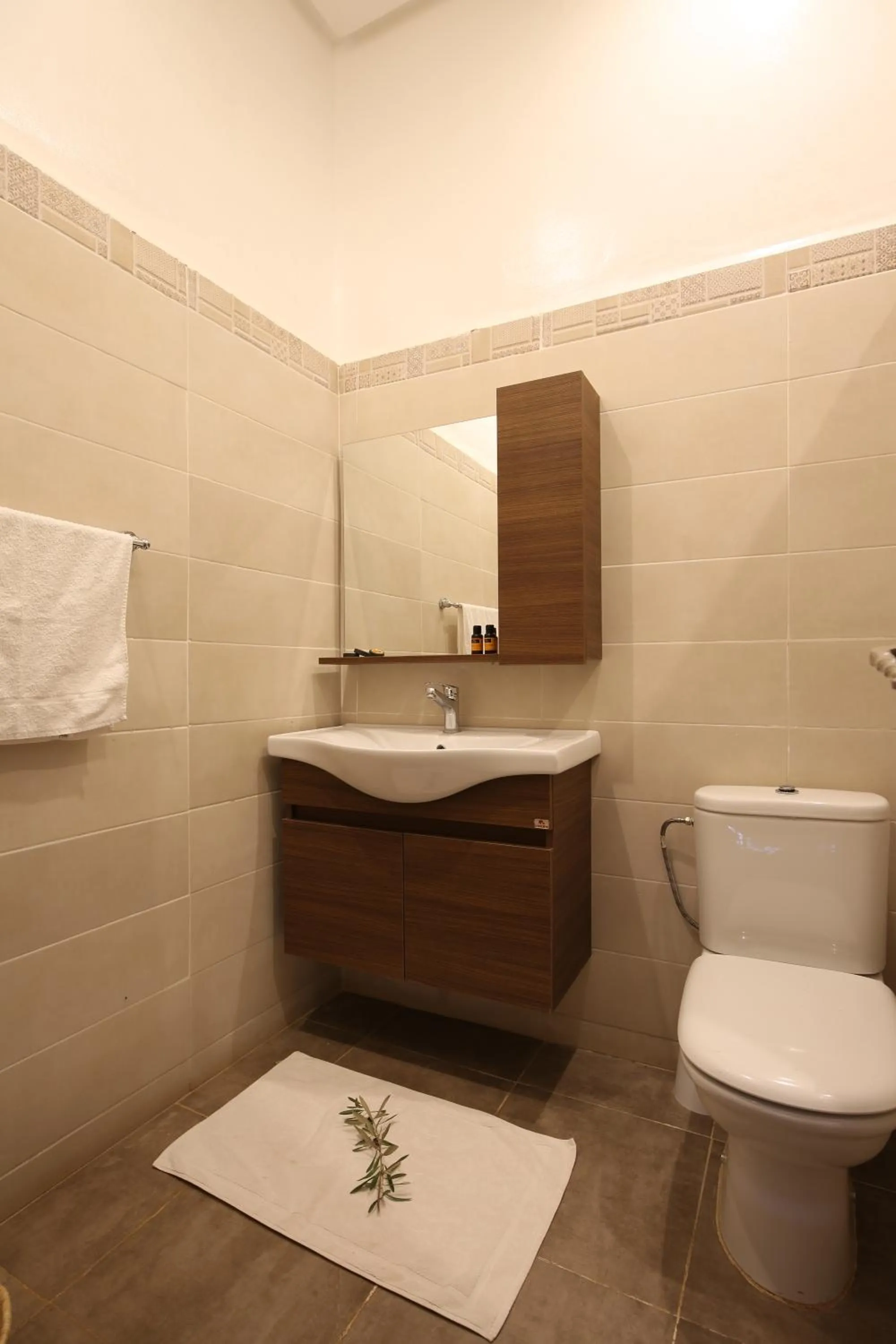 Bathroom in Ksar Shama - Atlas Mountain Escape