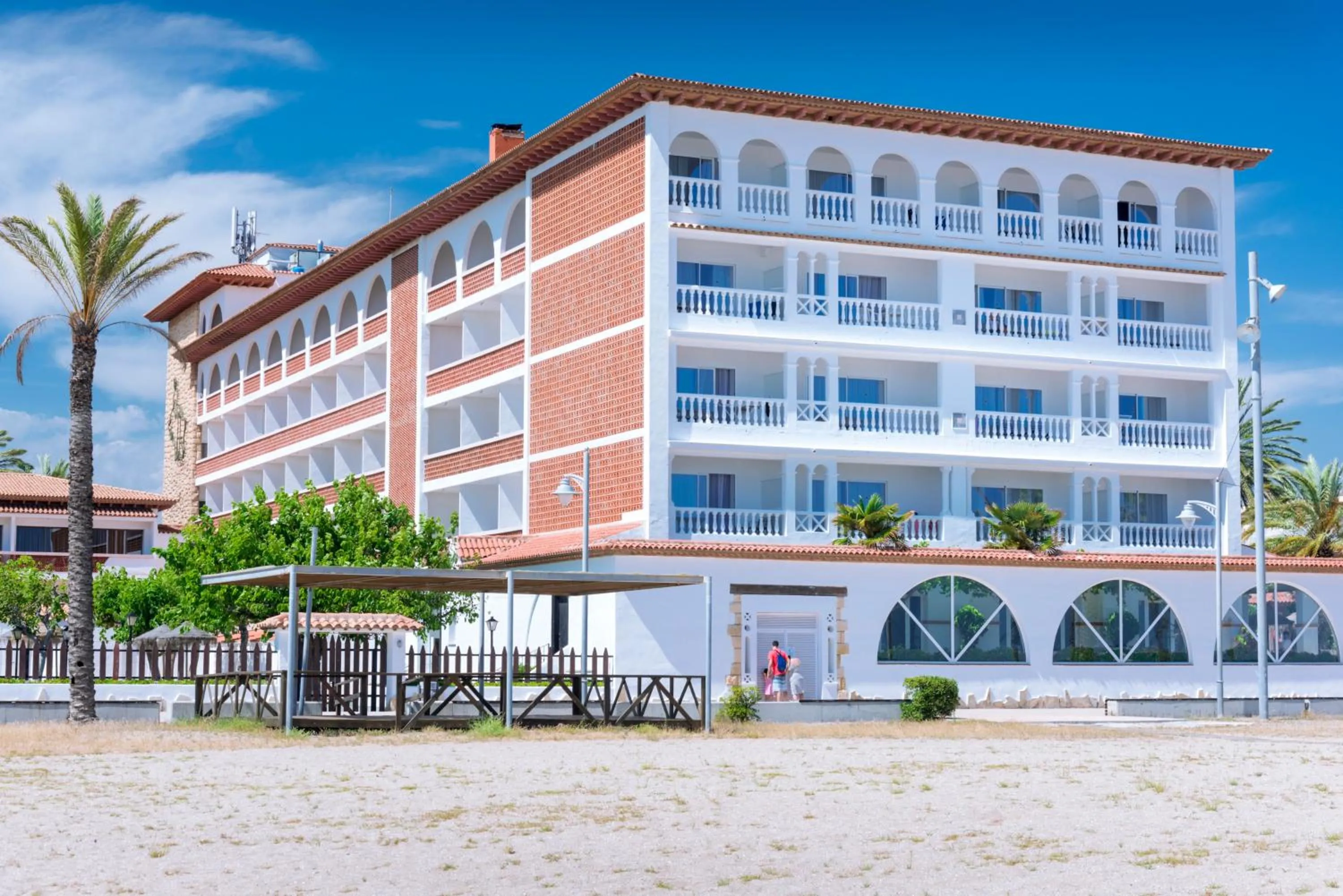 Property building in 4R Gran Europe