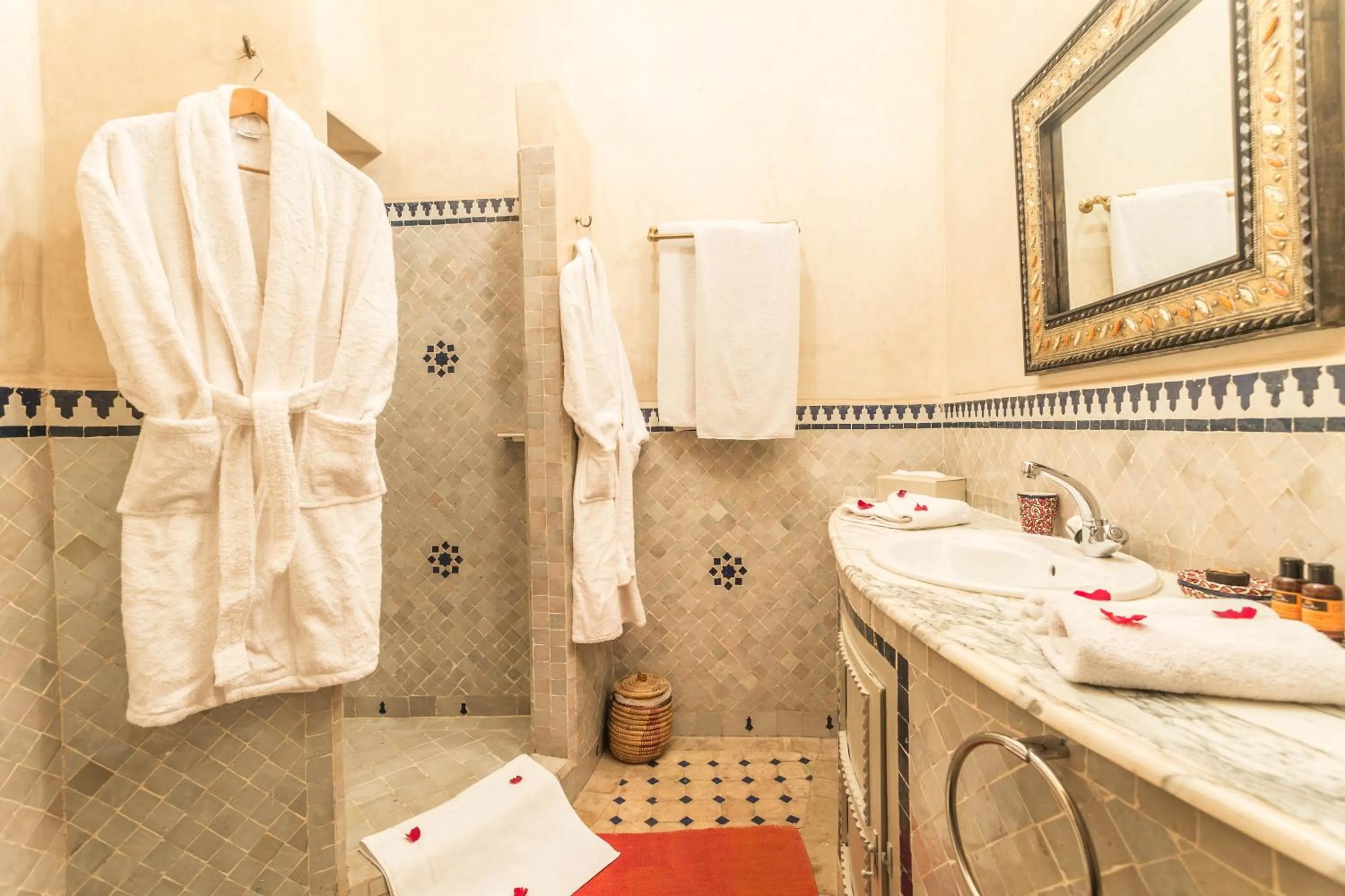 Shower in Riad Nasreen