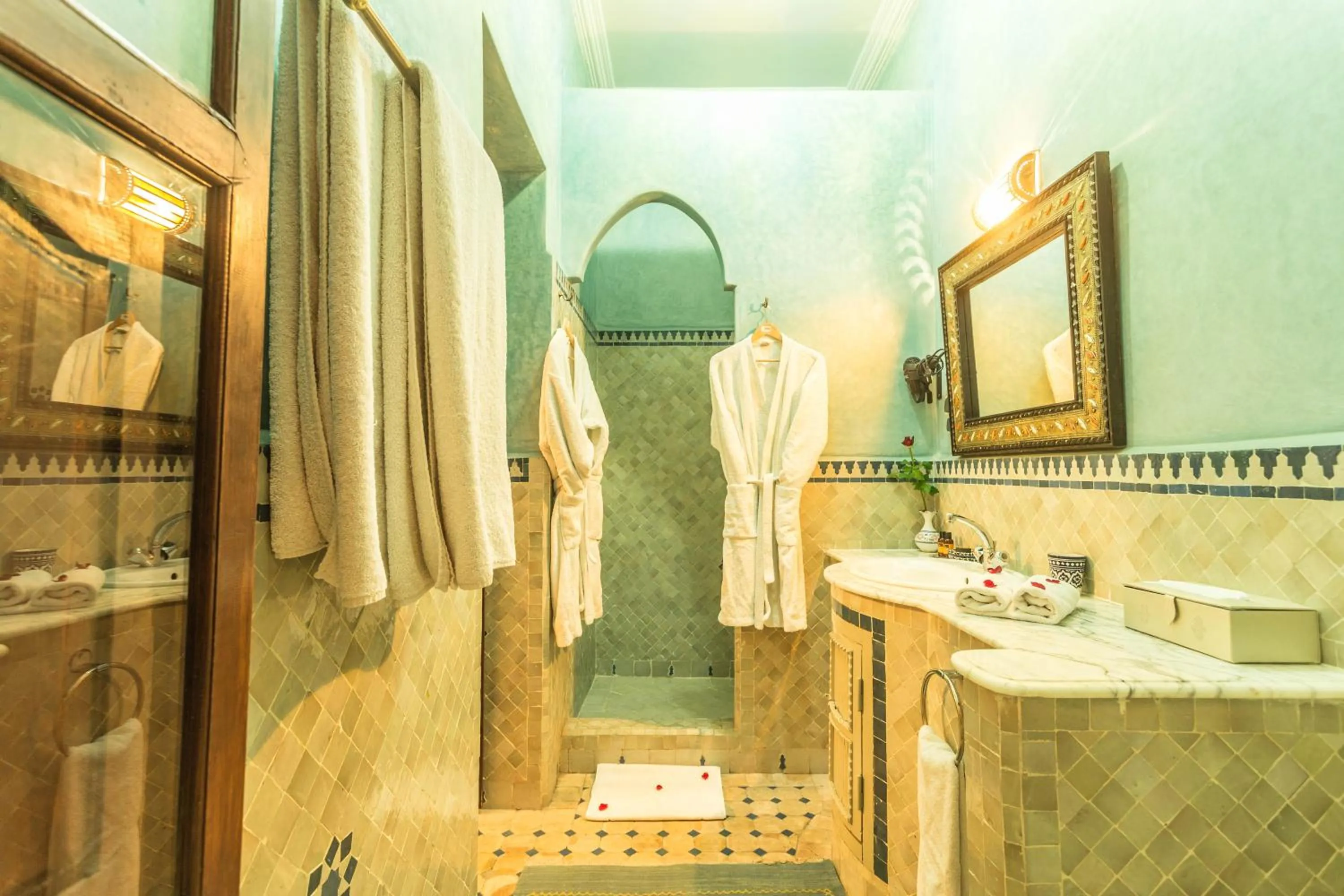 Shower in Riad Nasreen