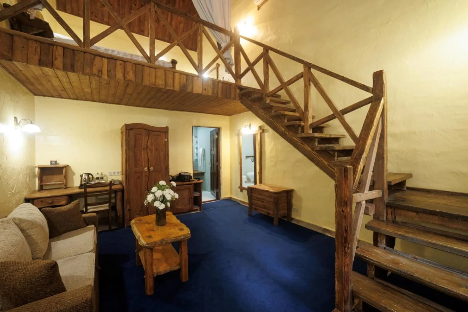 Winter in Drevny Grad Park-hotel