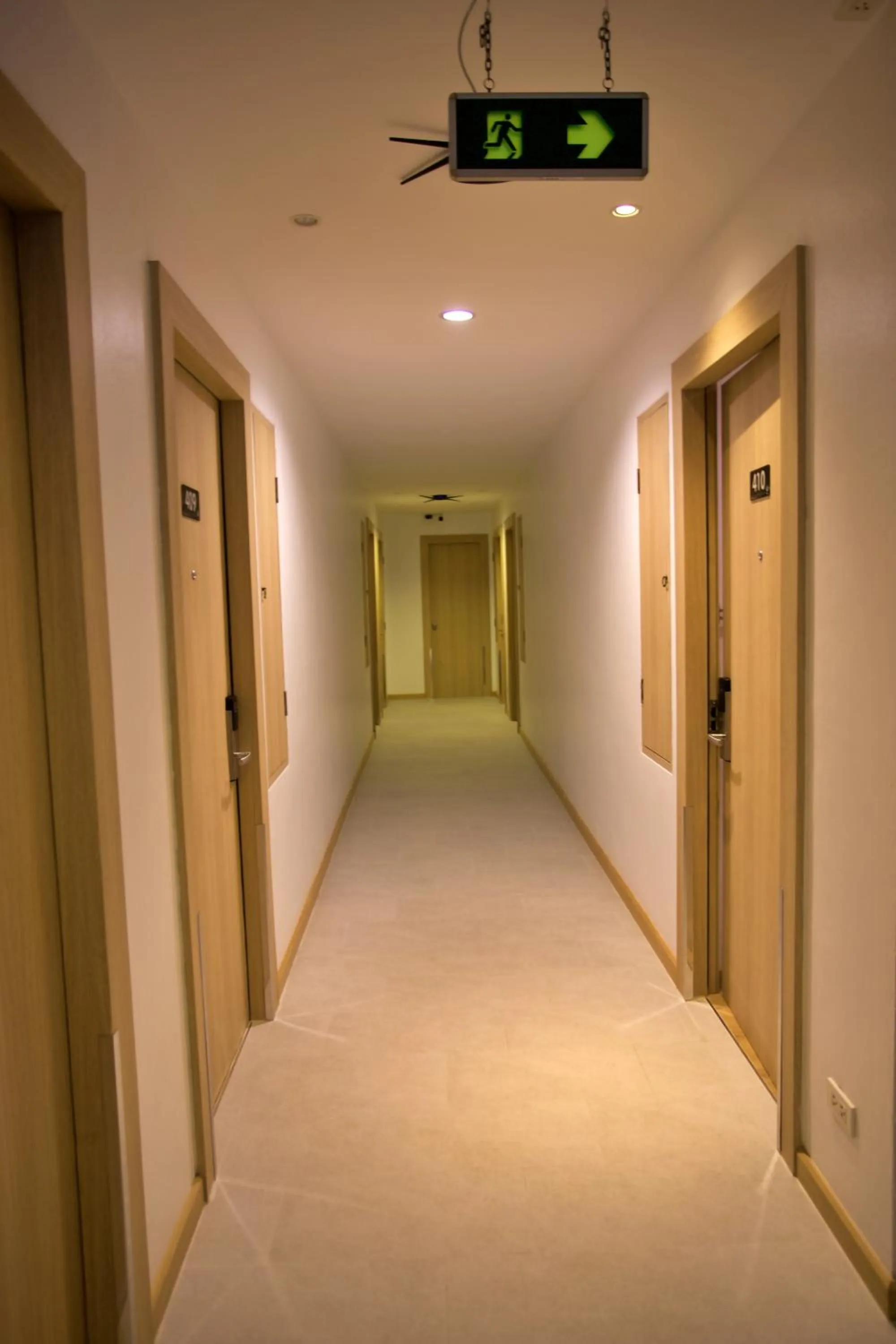 Platinum Hotel and Apartments