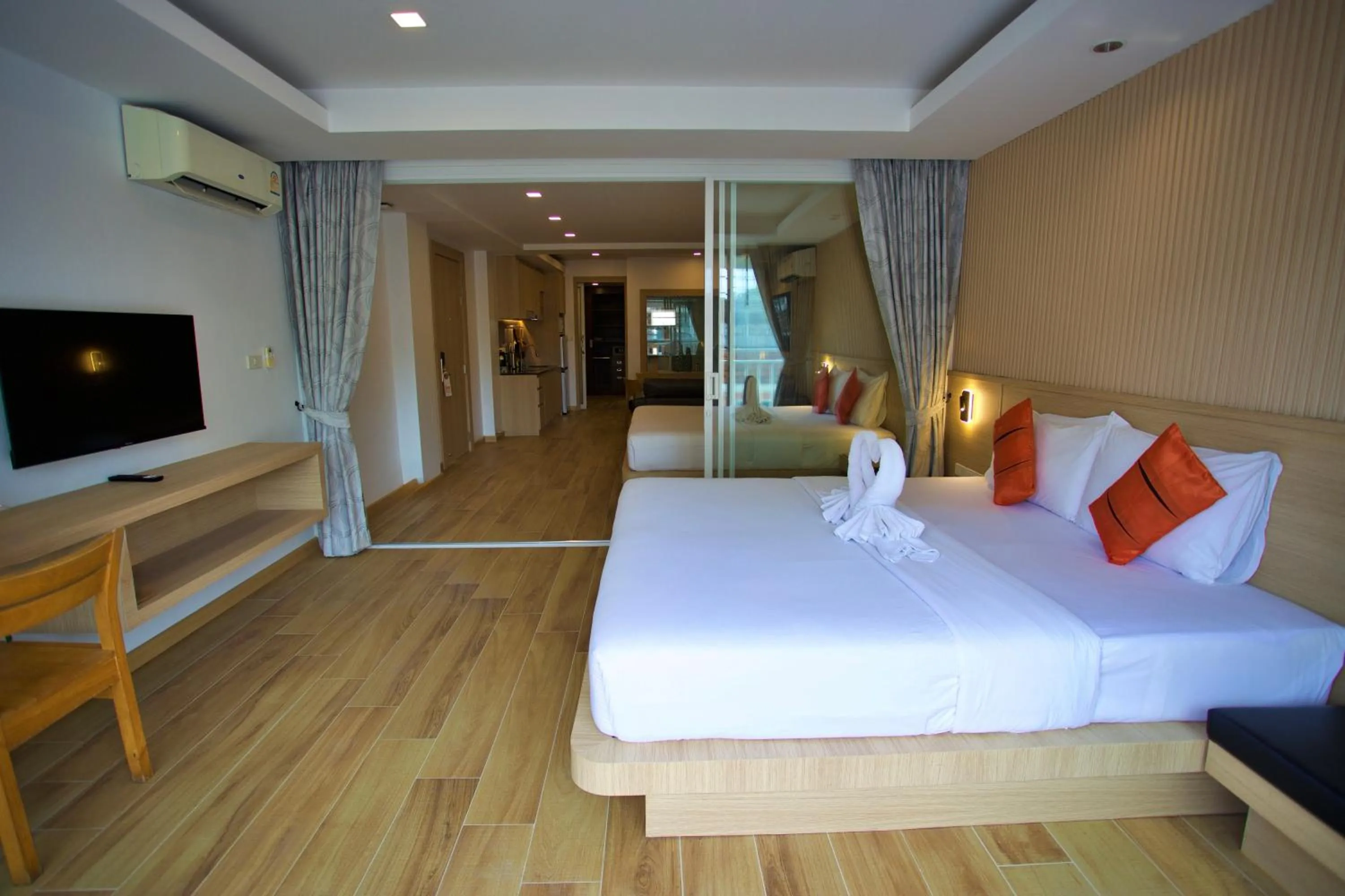 Bedroom, Bed in Platinum Hotel and Apartments