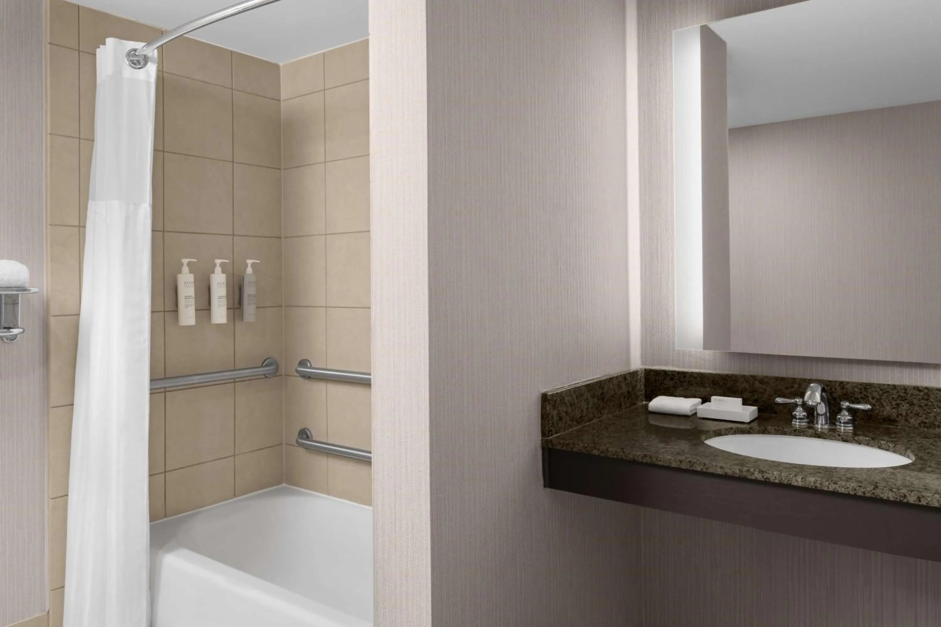 Bathroom in Hilton Garden Inn Bethesda Downtown