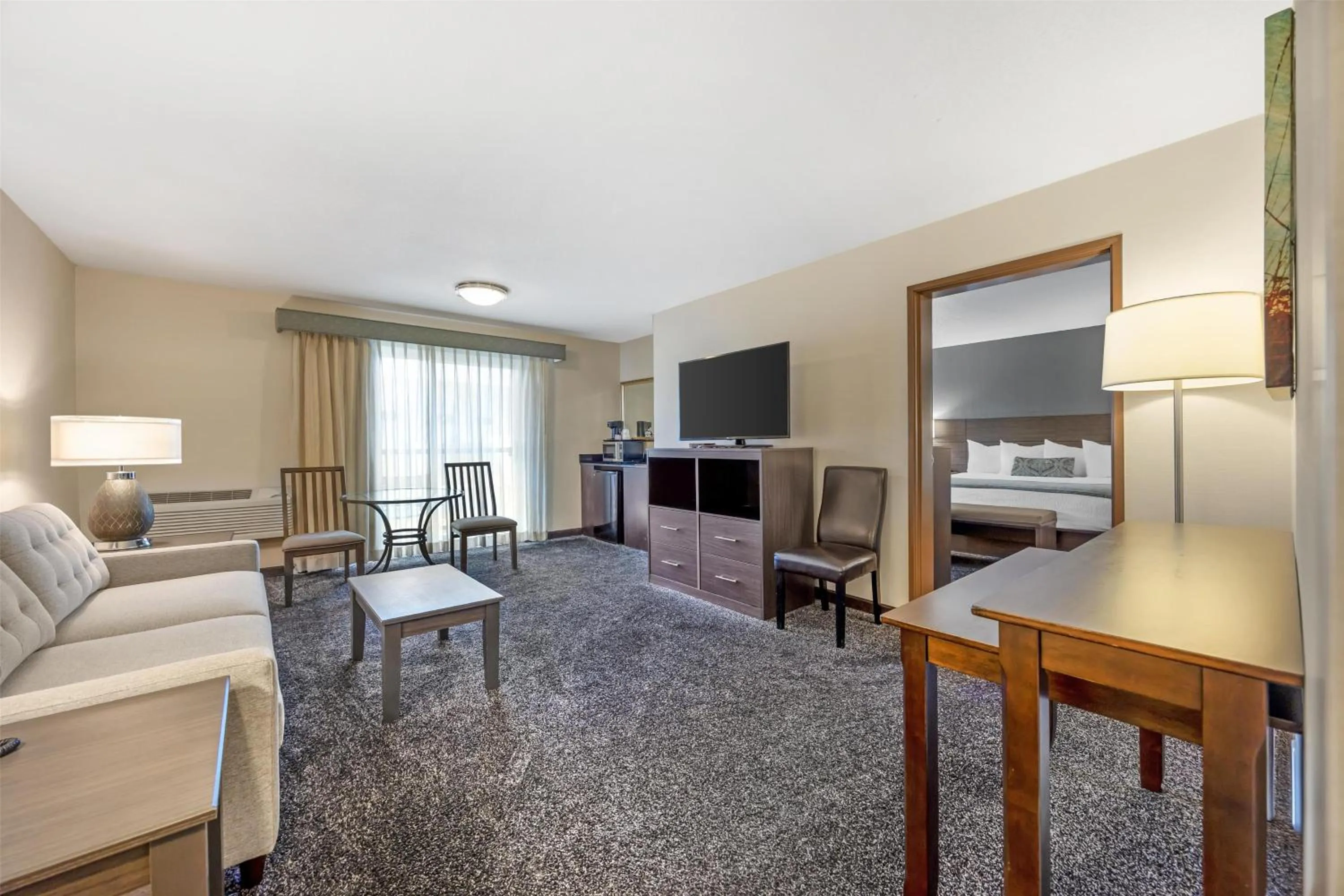 Bedroom in Best Western Plus City Center