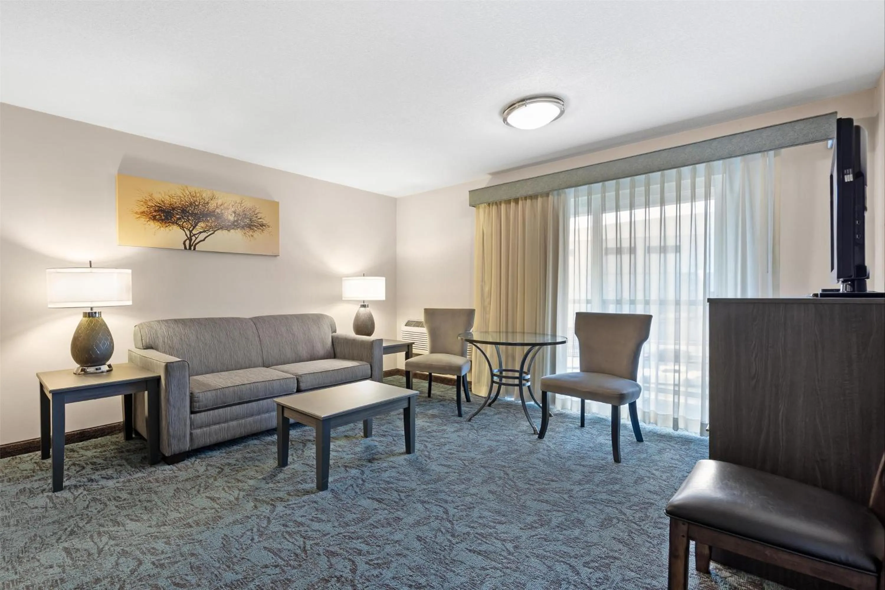 Bedroom in Best Western Plus City Center