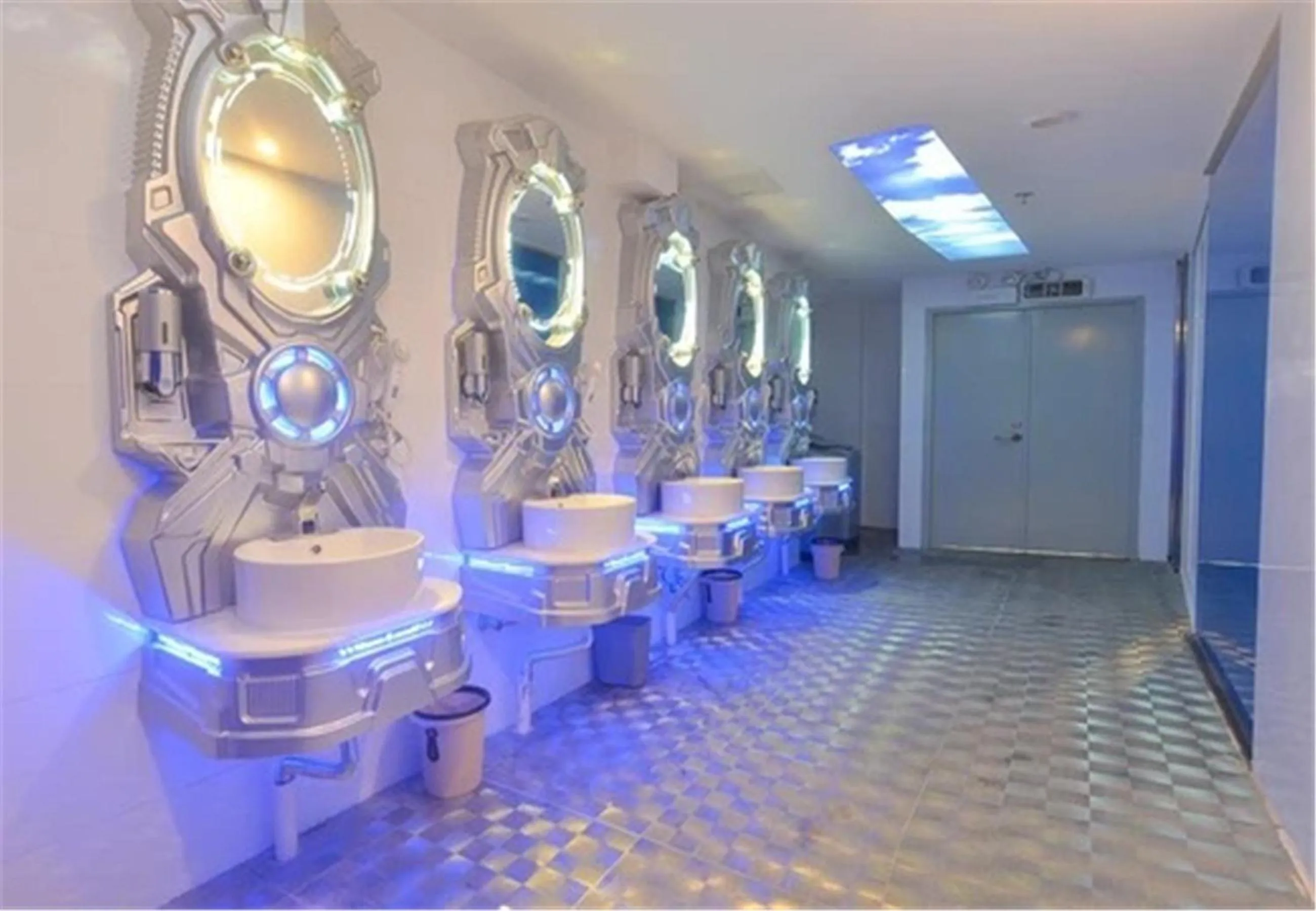 Toilet in Zhuhai Dreamers Capsule Hotel