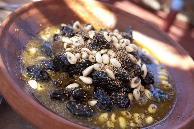 Food and drinks in Dar KamalChaoui