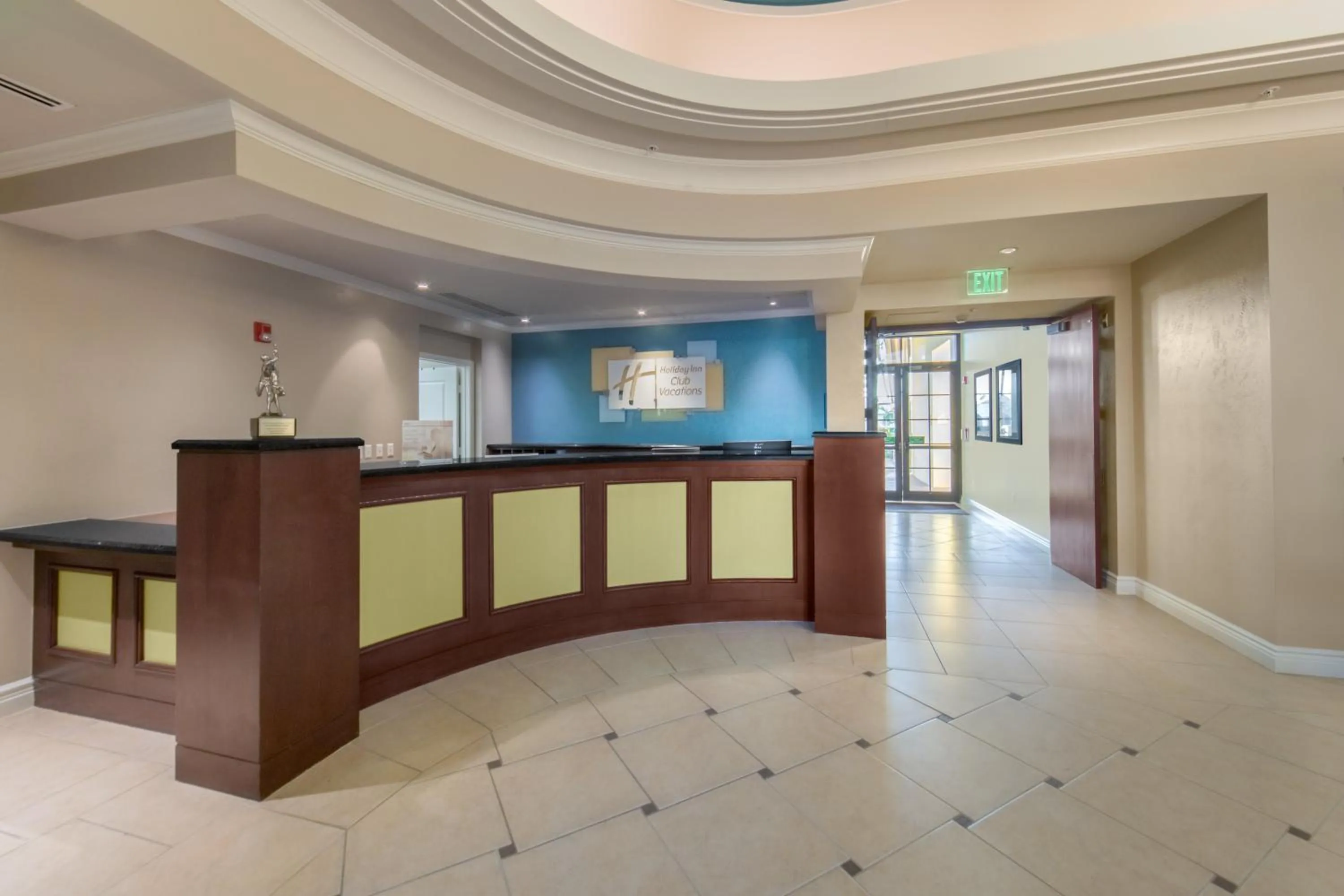 Lobby or reception in Holiday Inn Club Vacations Sunset Cove Resort