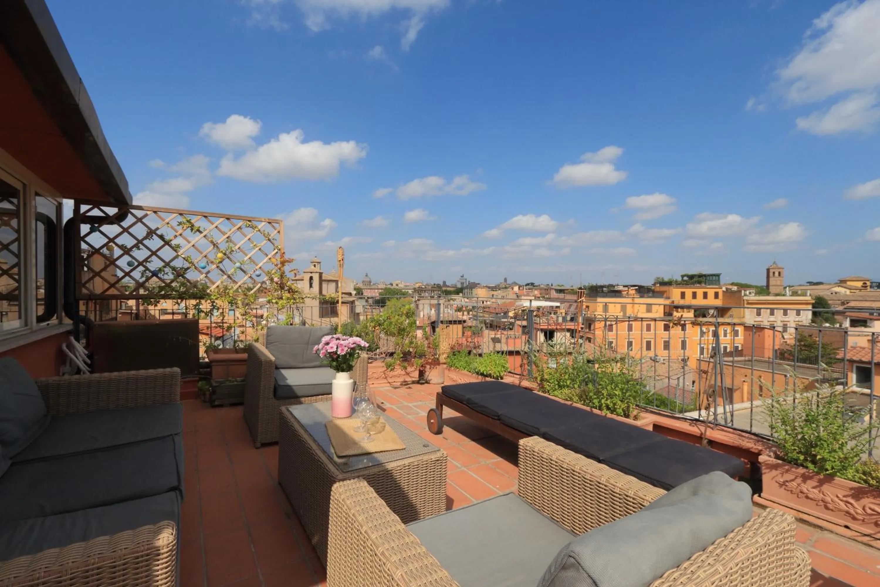 Balcony/Terrace in Garibaldi 2