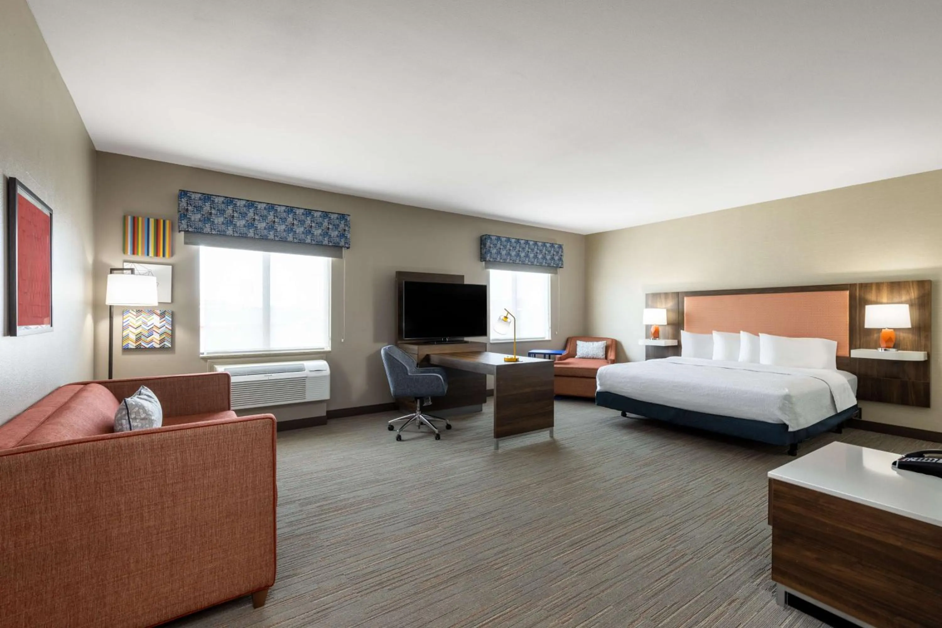 Bedroom, Bed in Hampton Inn & Suites Woodward