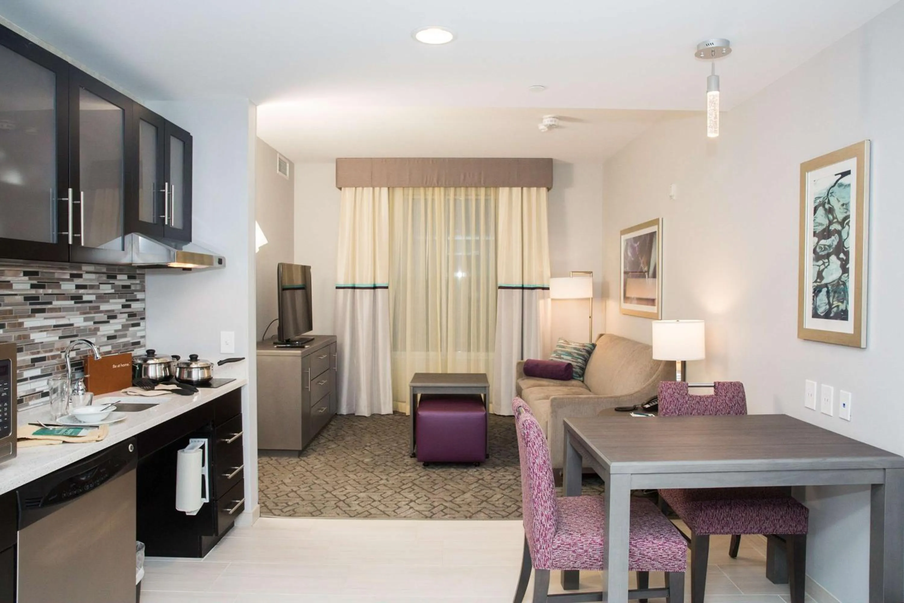 Bedroom in Homewood Suites By Hilton Allentown Bethlehem Center Valley