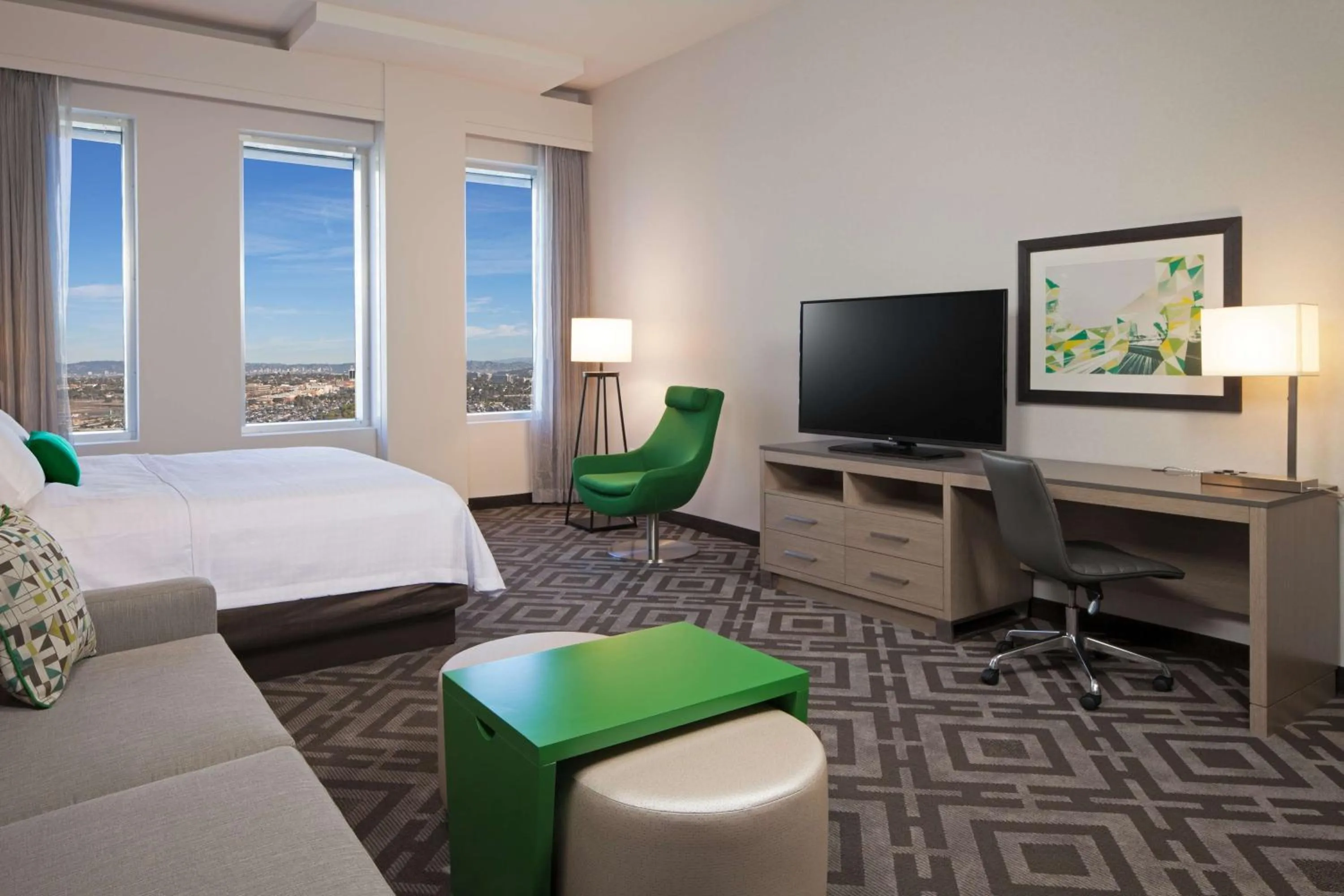 Bed in Homewood Suites By Hilton Los Angeles International Airport