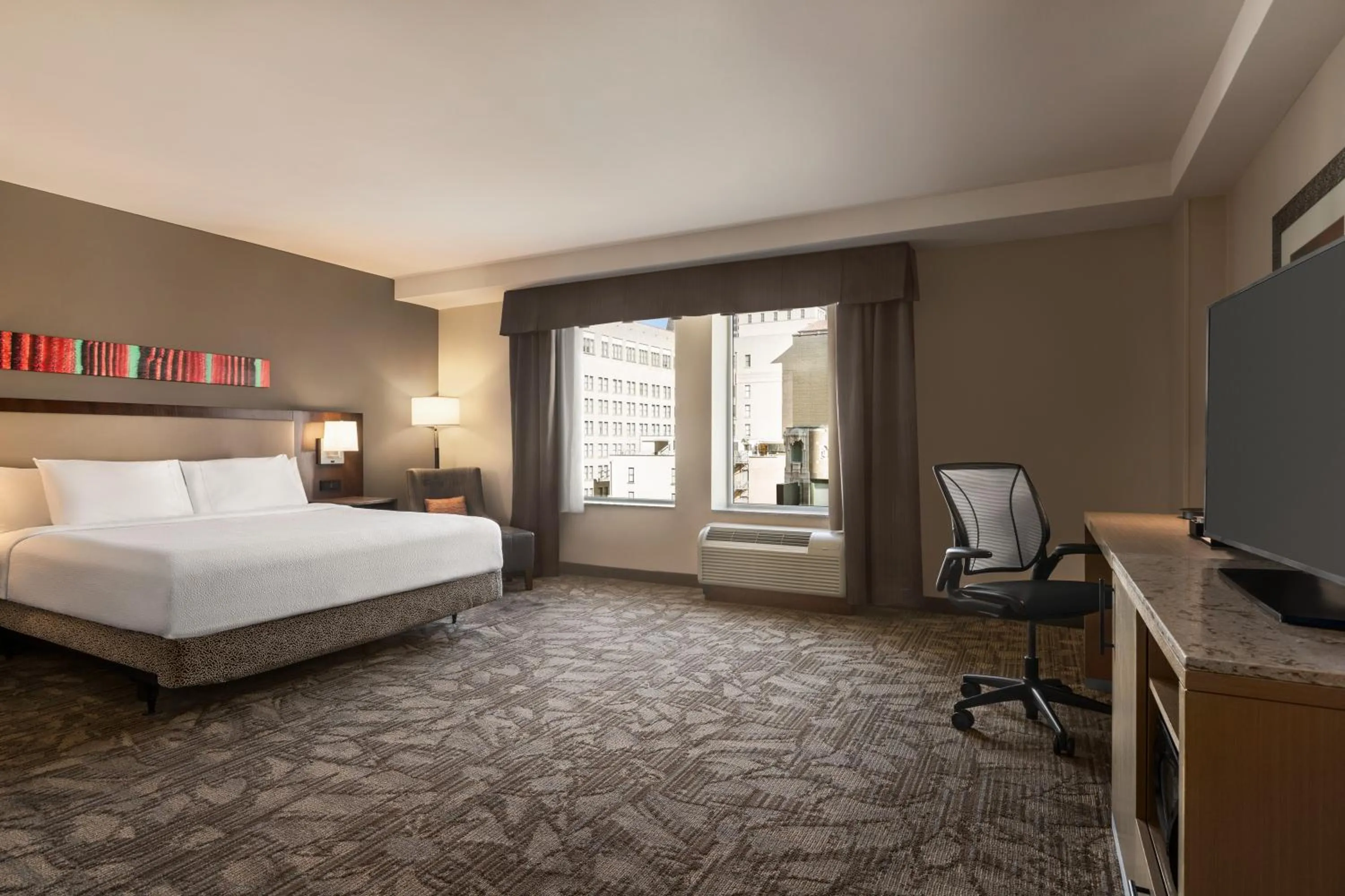 Guests, Bed in Hilton Garden Inn San Antonio Downtown Riverwalk