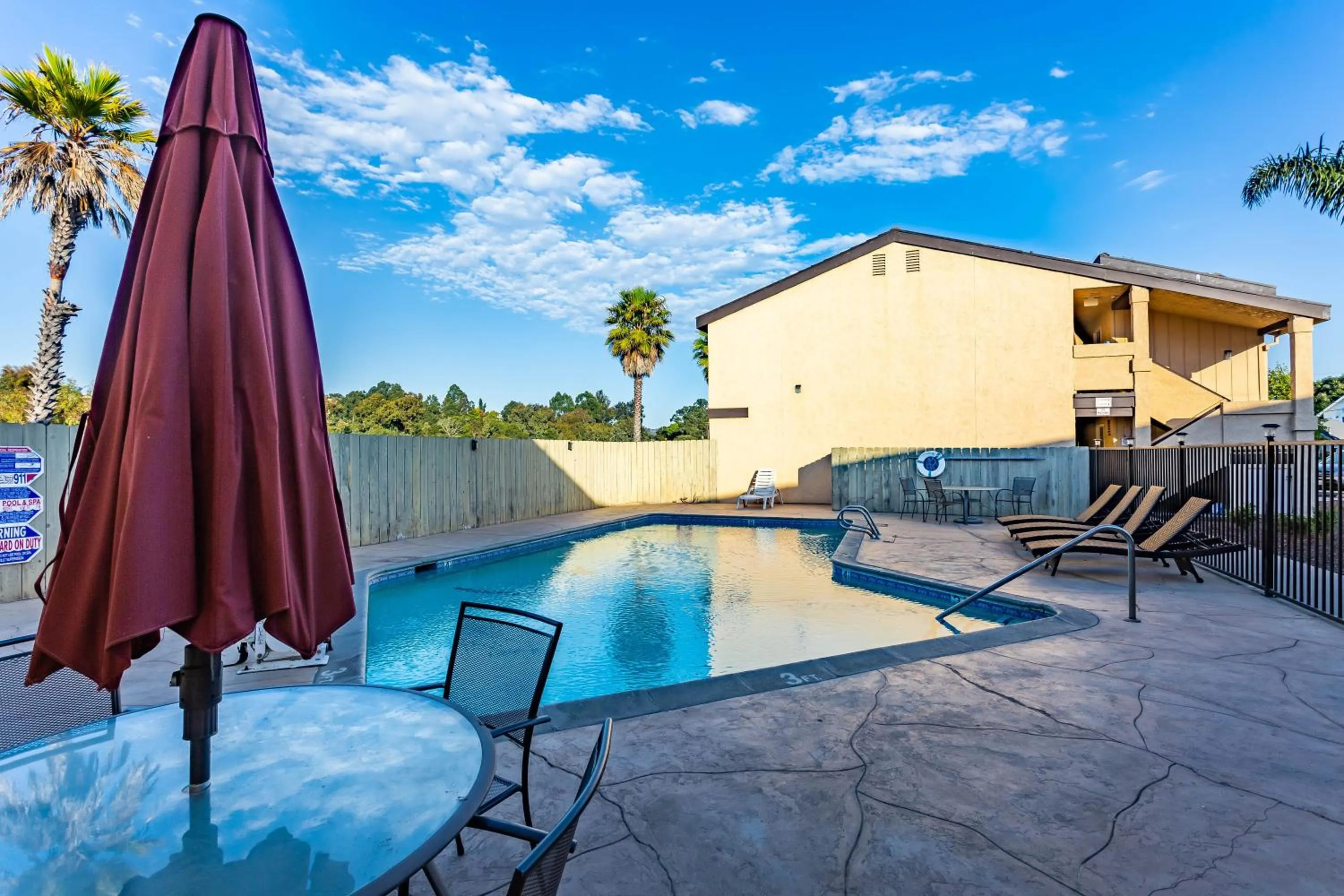 Pool view in Aloha Inn