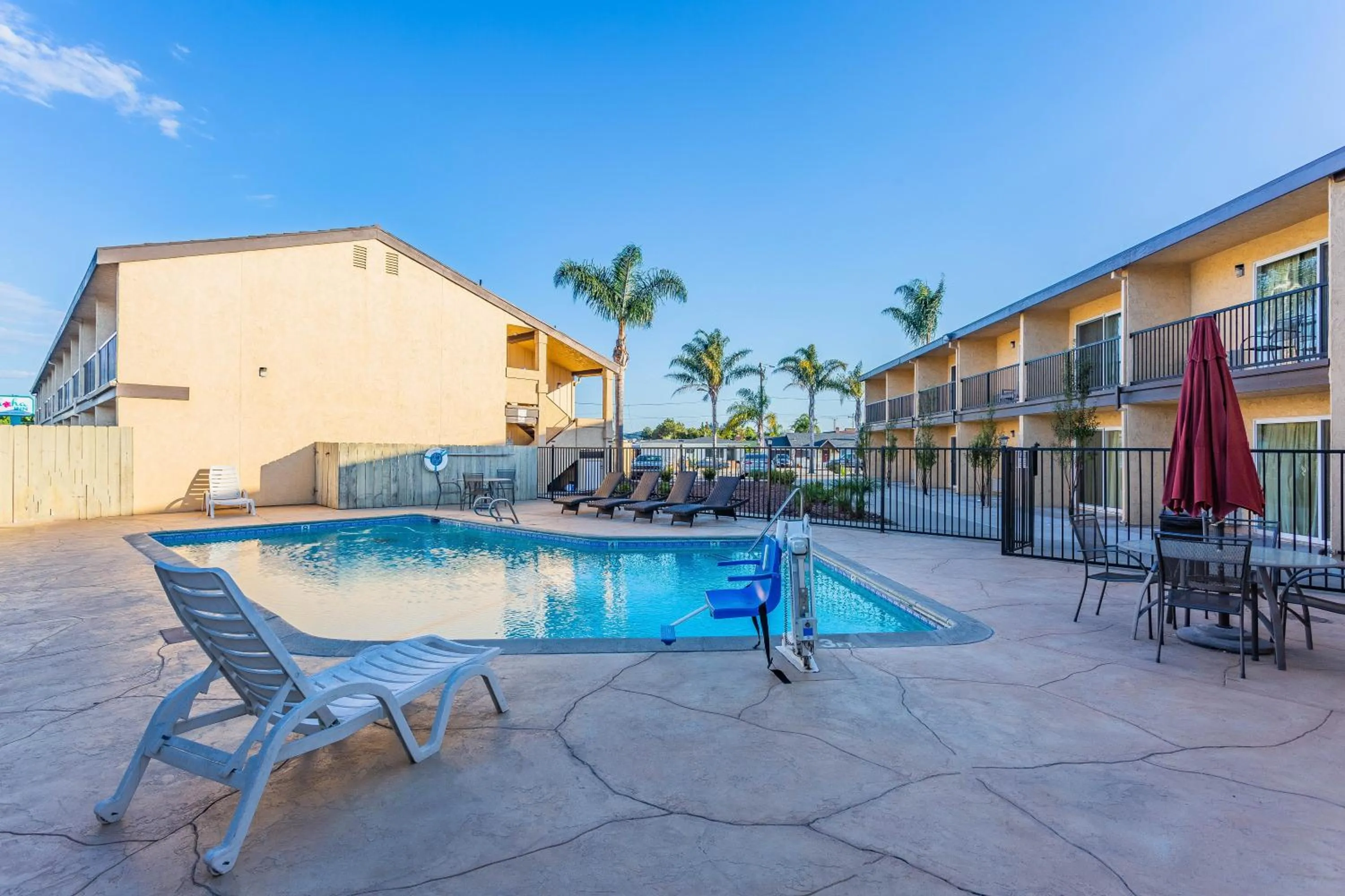 Pool view in Aloha Inn