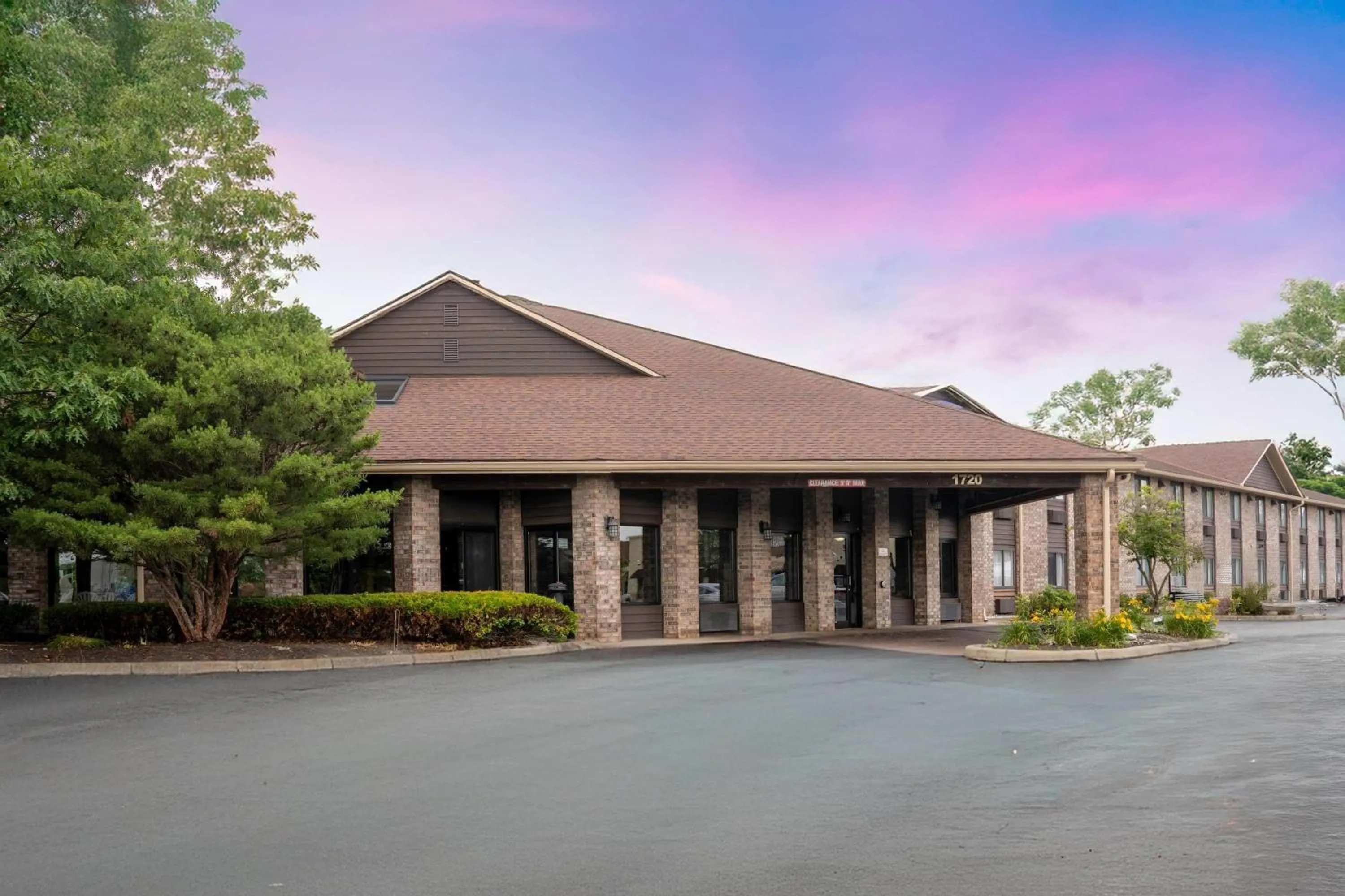 Photo of the whole room in Baymont by Wyndham Delaware