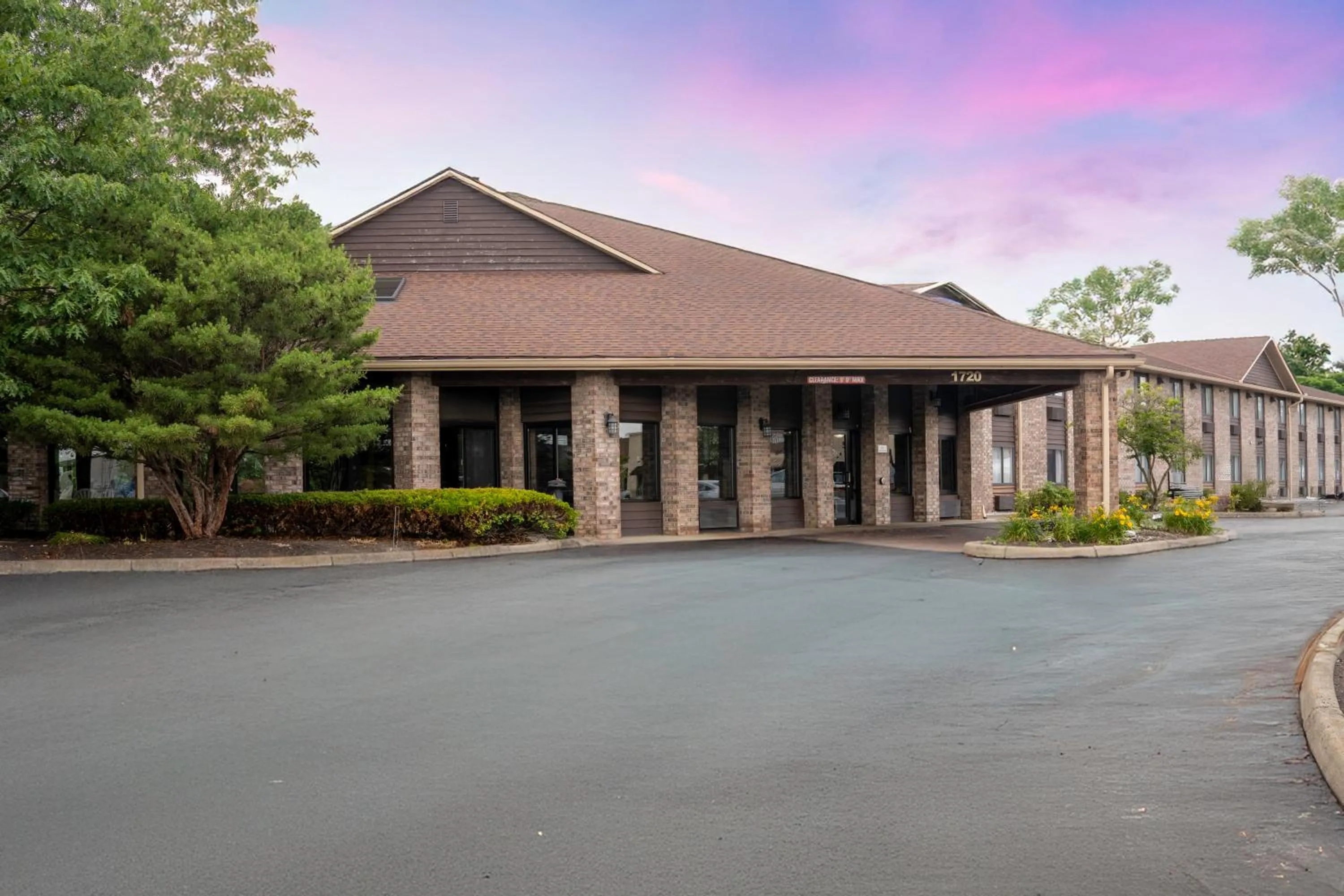 Property building in Baymont by Wyndham Delaware