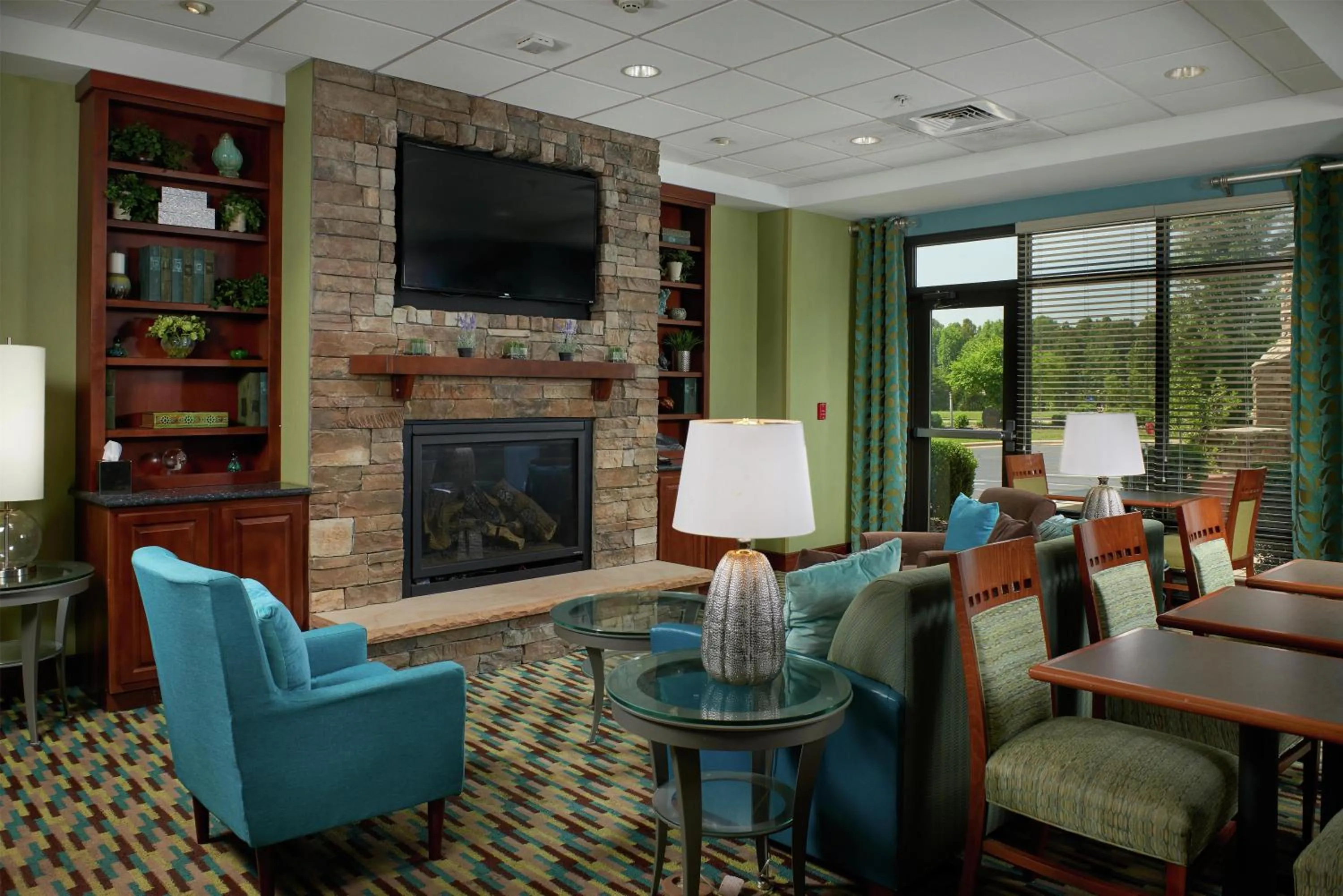 Lobby or reception in Hampton Inn Bermuda Run / Advance