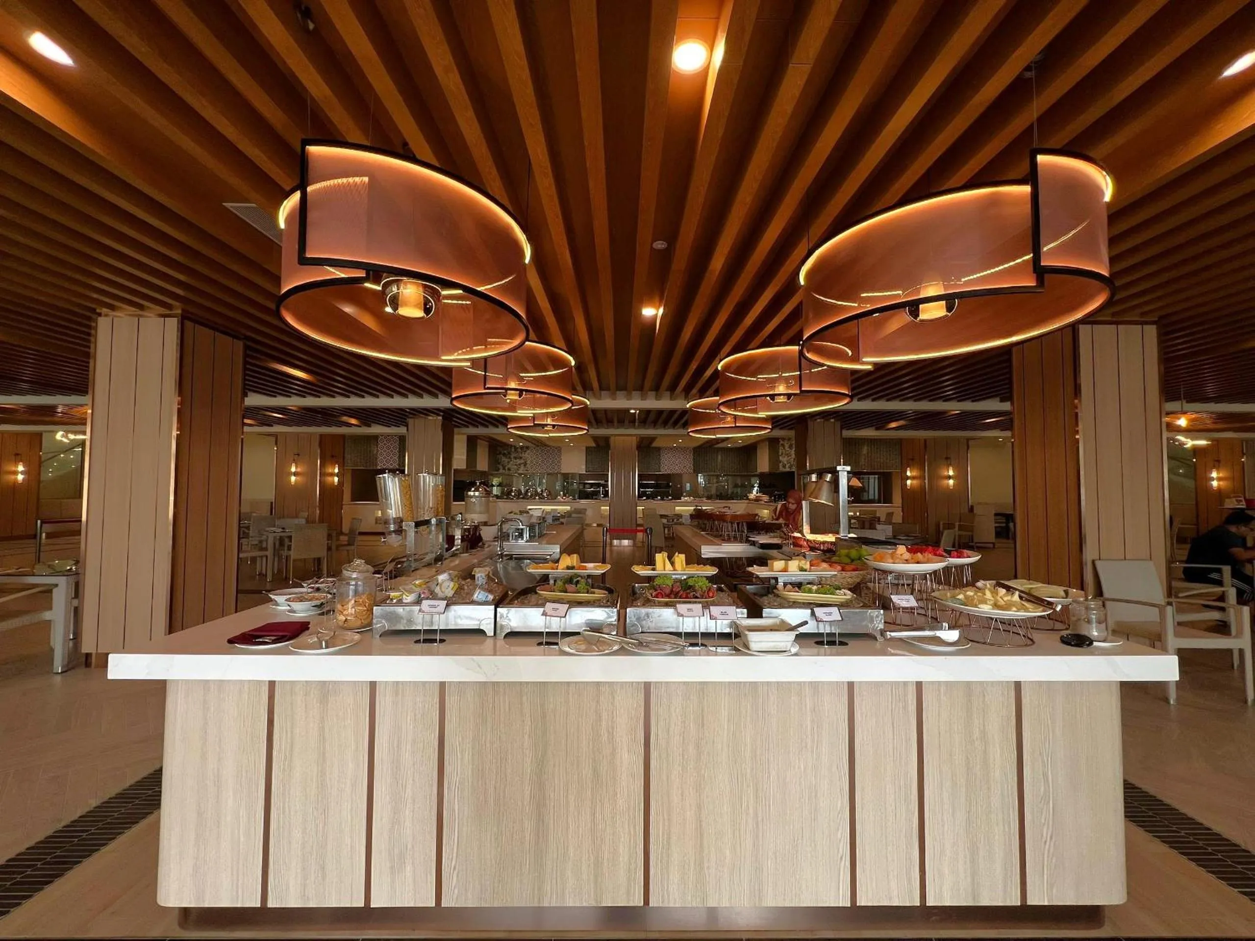 Restaurant/places to eat in Swiss-Grand Beach Resort Kuantan