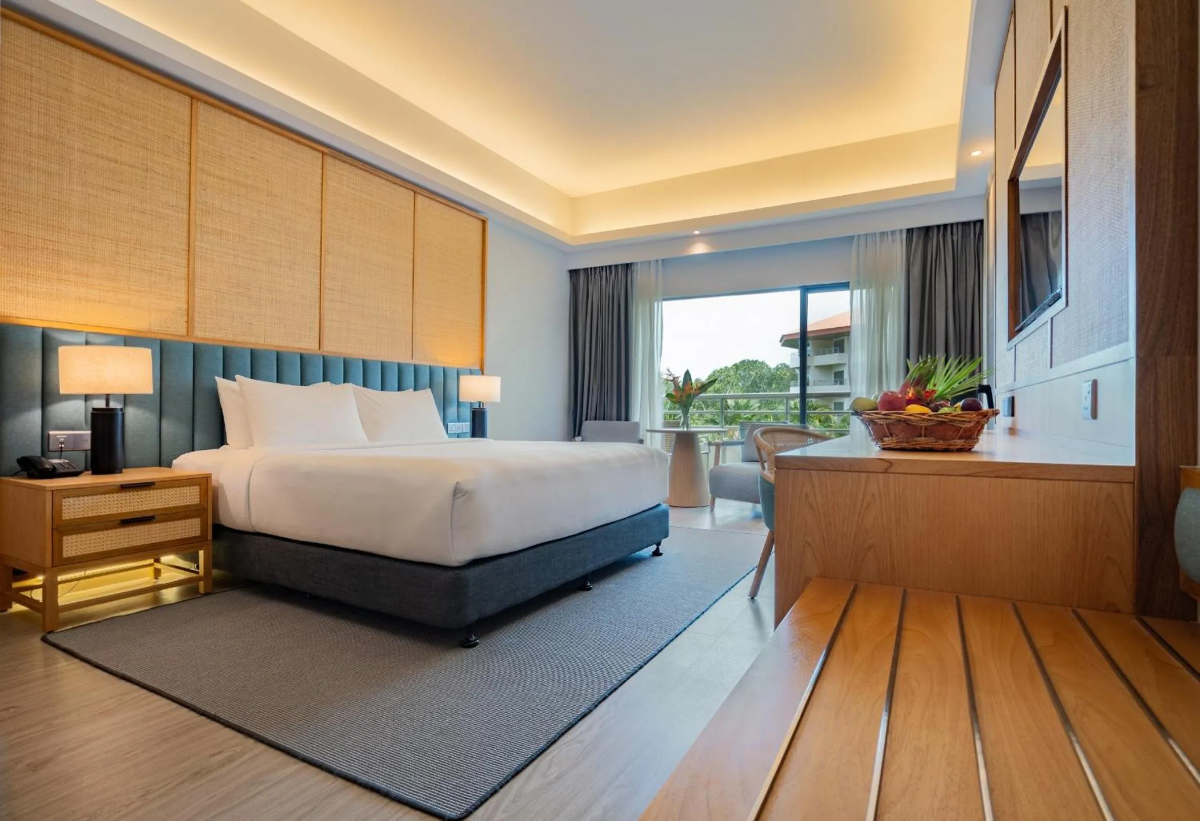 Bedroom, Bed in Swiss-Grand Beach Resort Kuantan
