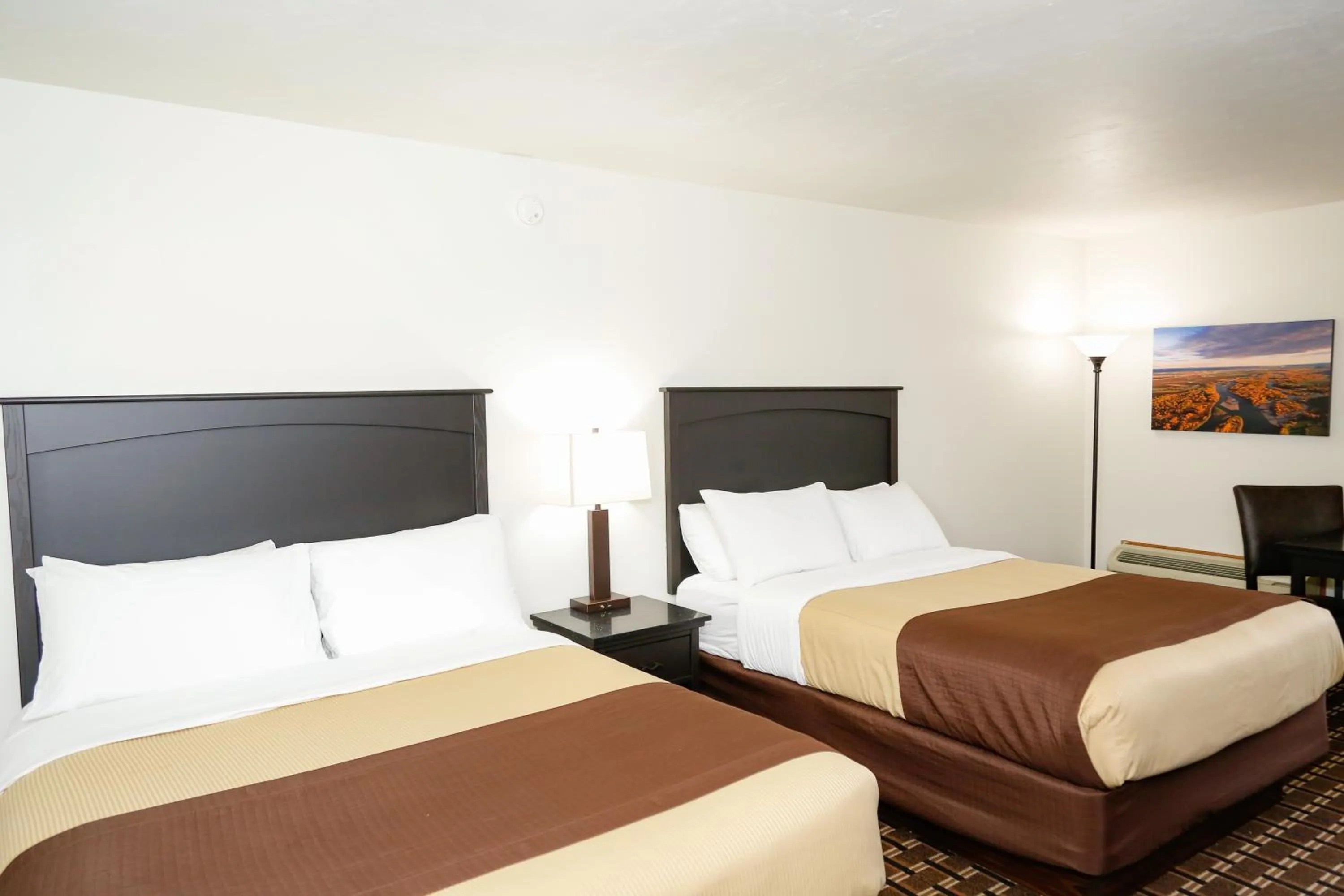 Bedroom, Bed in Billings Hotel & Convention Center