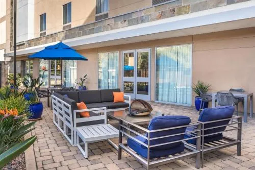 Hampton Inn & Suites Riverside/Corona East