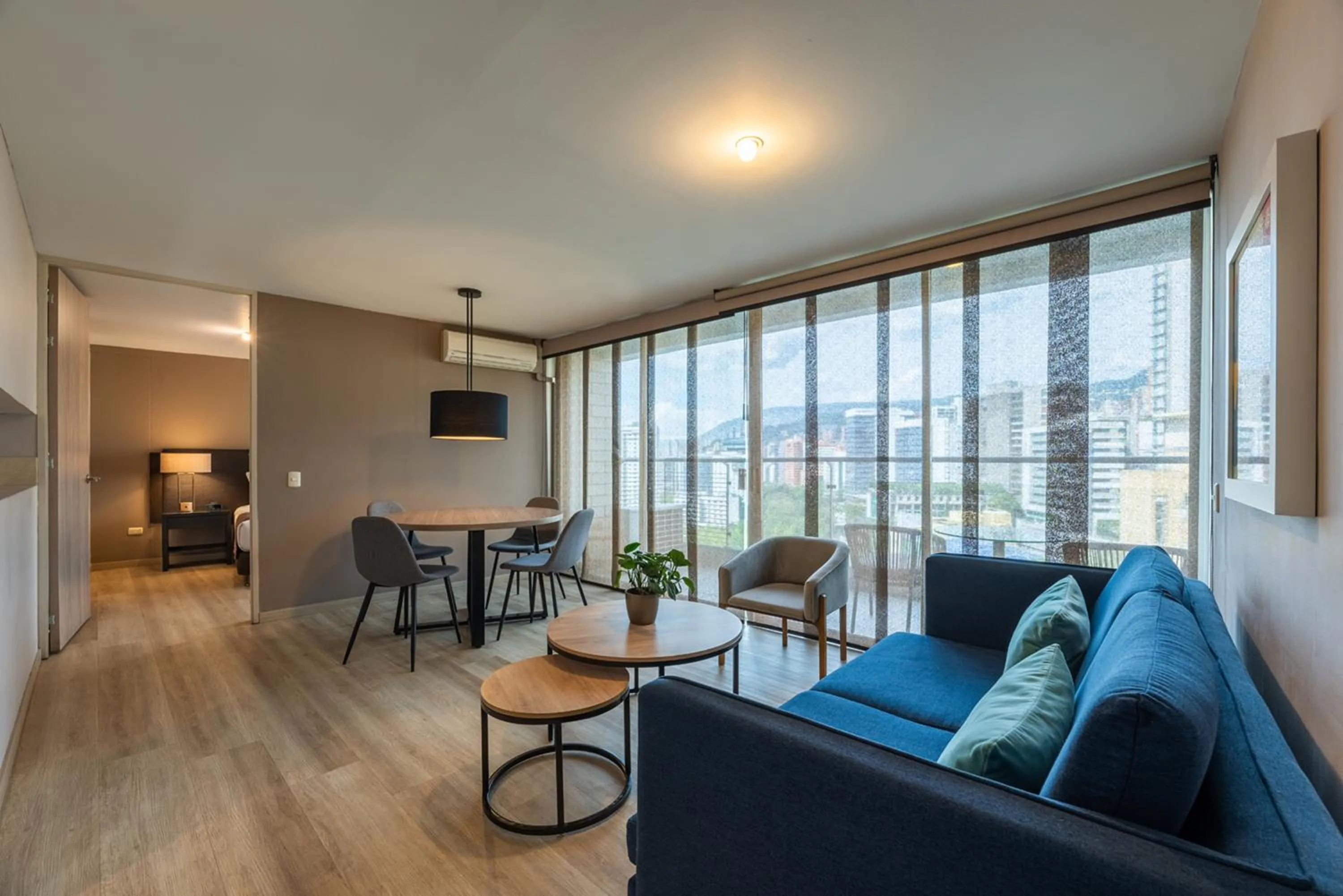 Living room in Estelar Apartamentos Medellin