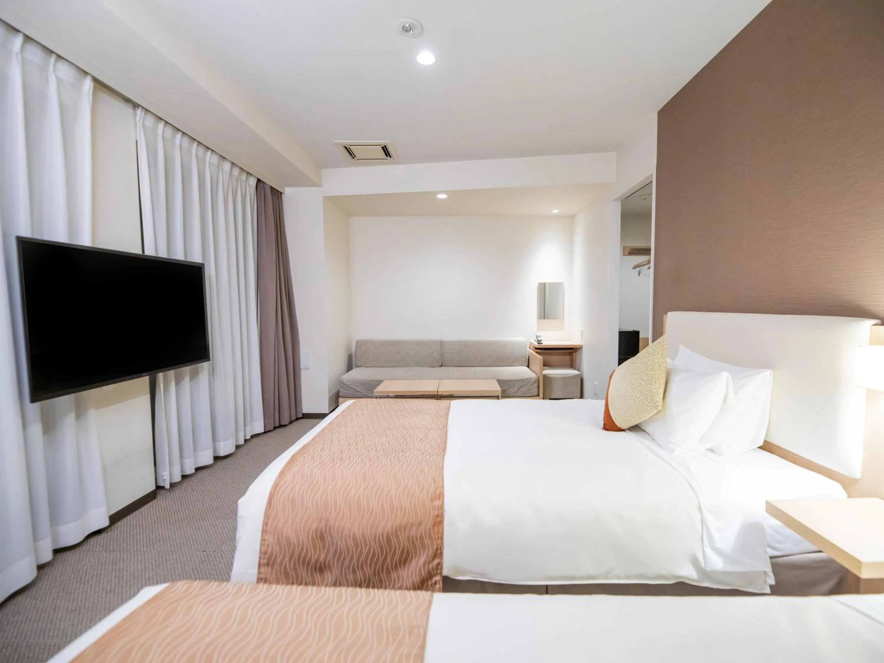 Photo of the whole room, Bed in Tokyu Stay Nihonbashi