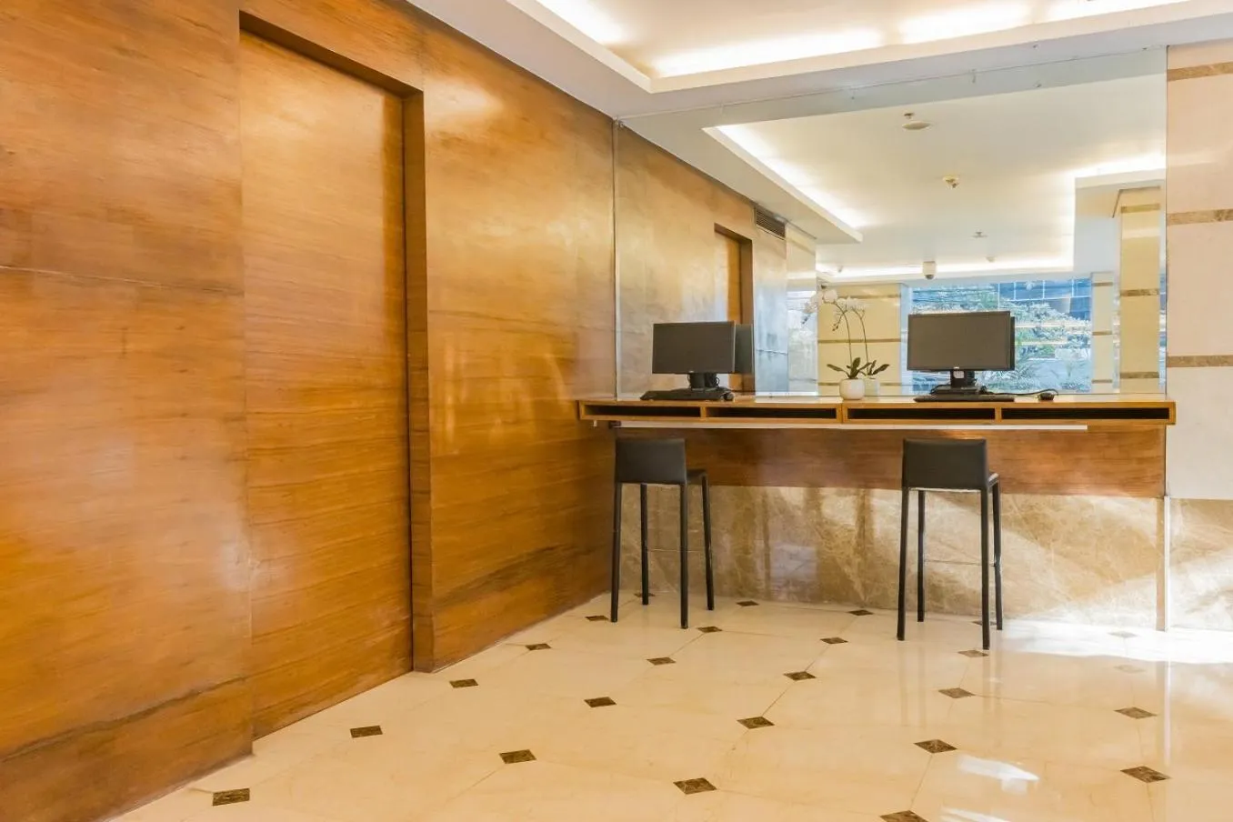 St Giles Hotel Makati