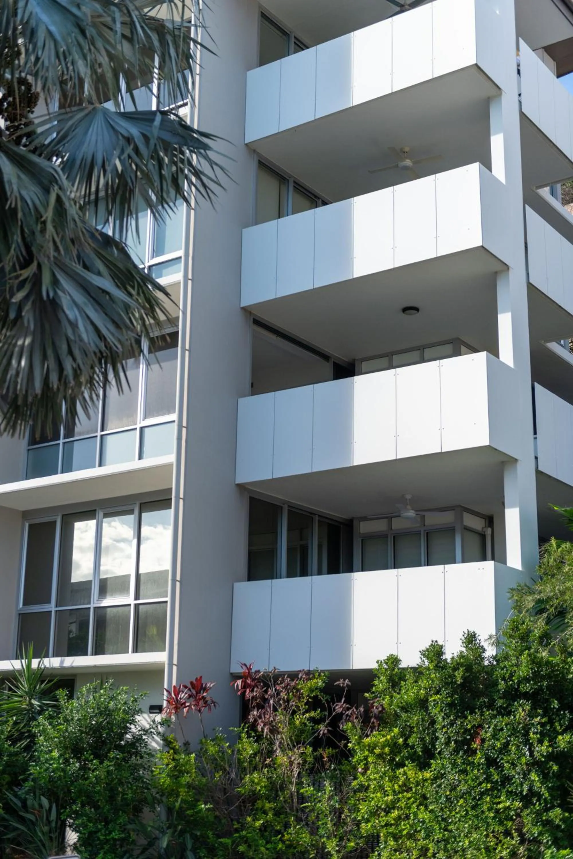 Property building in Grand Mercure Apartments Magnetic Island