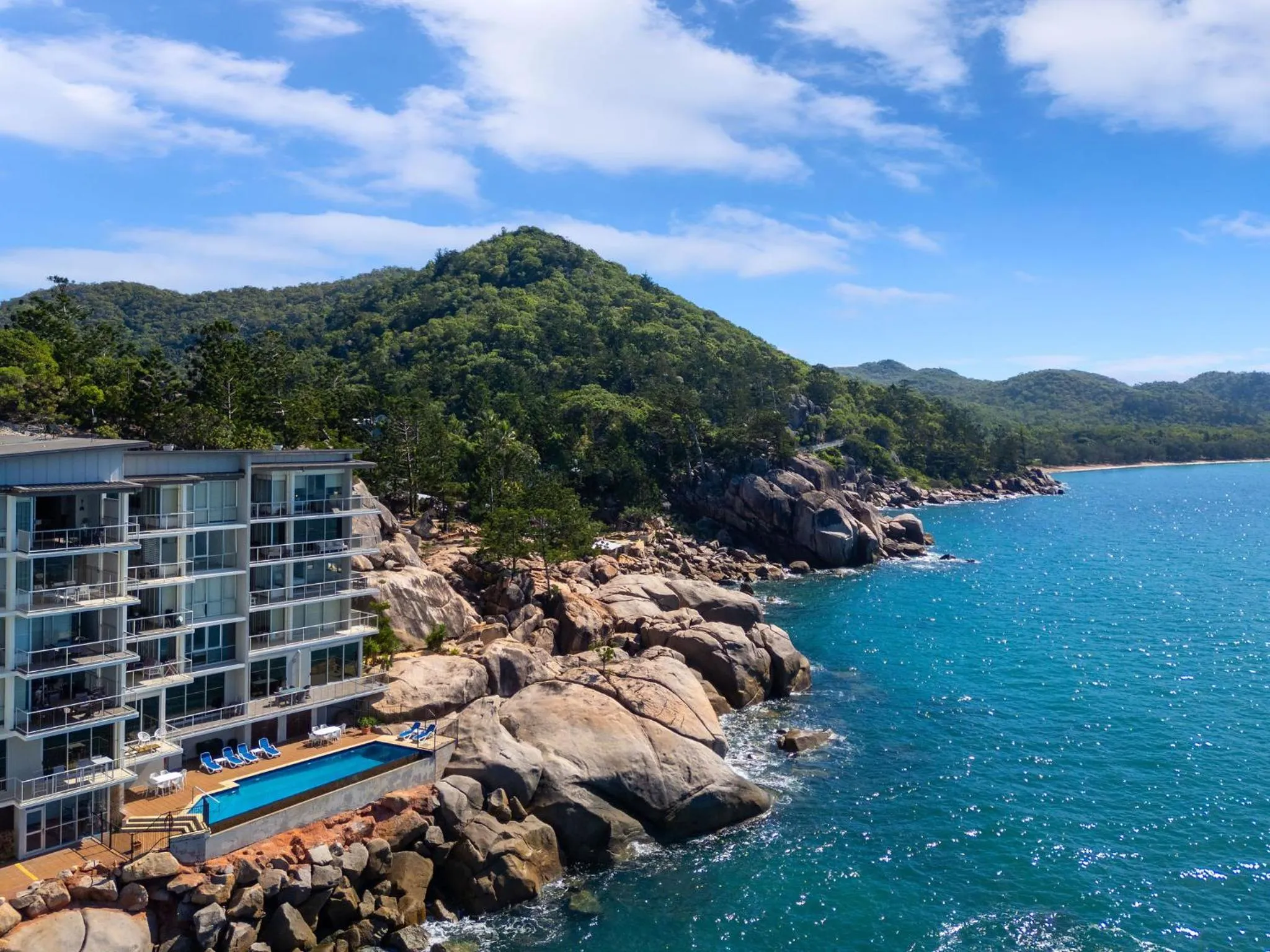 Property building in Grand Mercure Apartments Magnetic Island