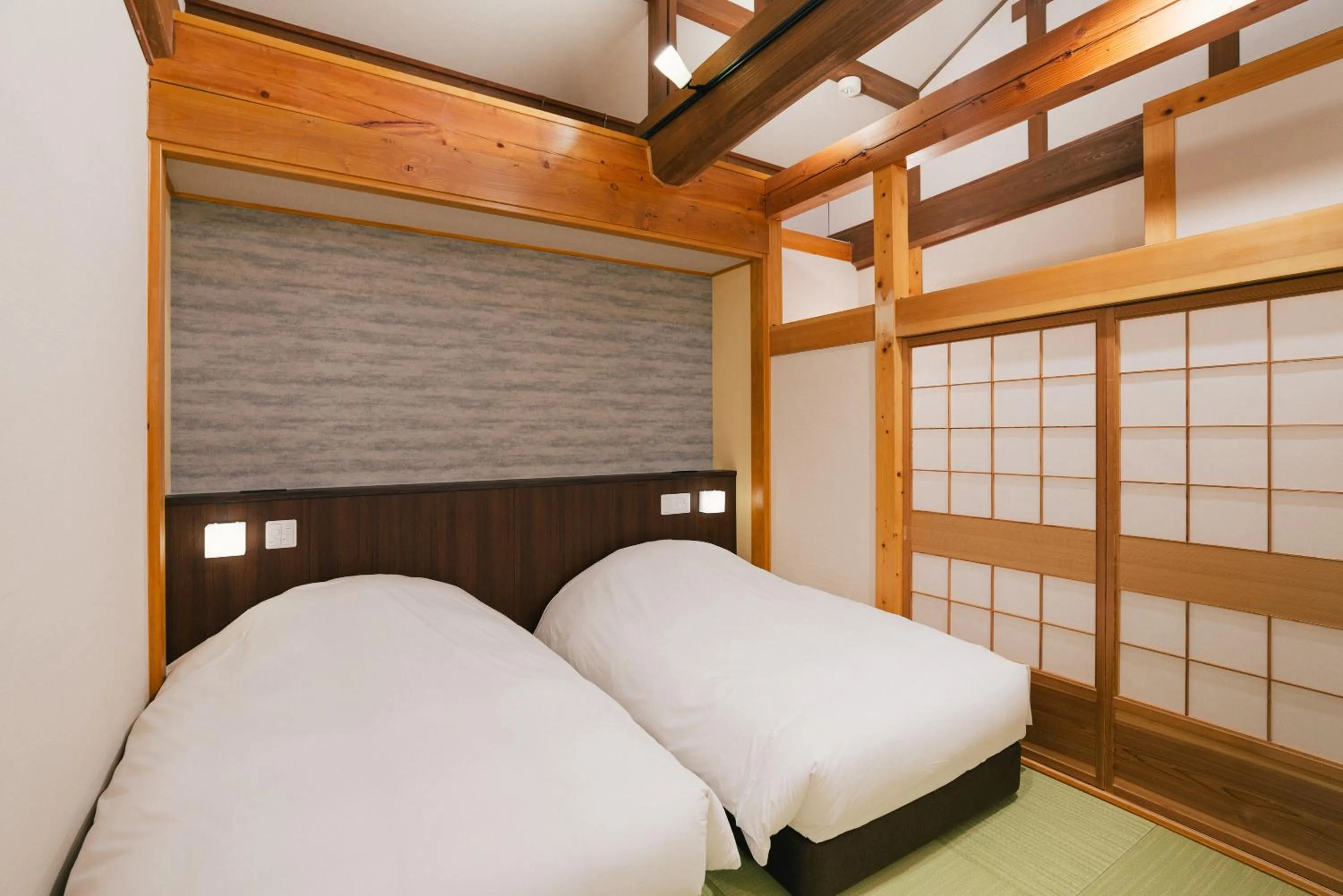 Photo of the whole room, Bed in Miyama Ouan