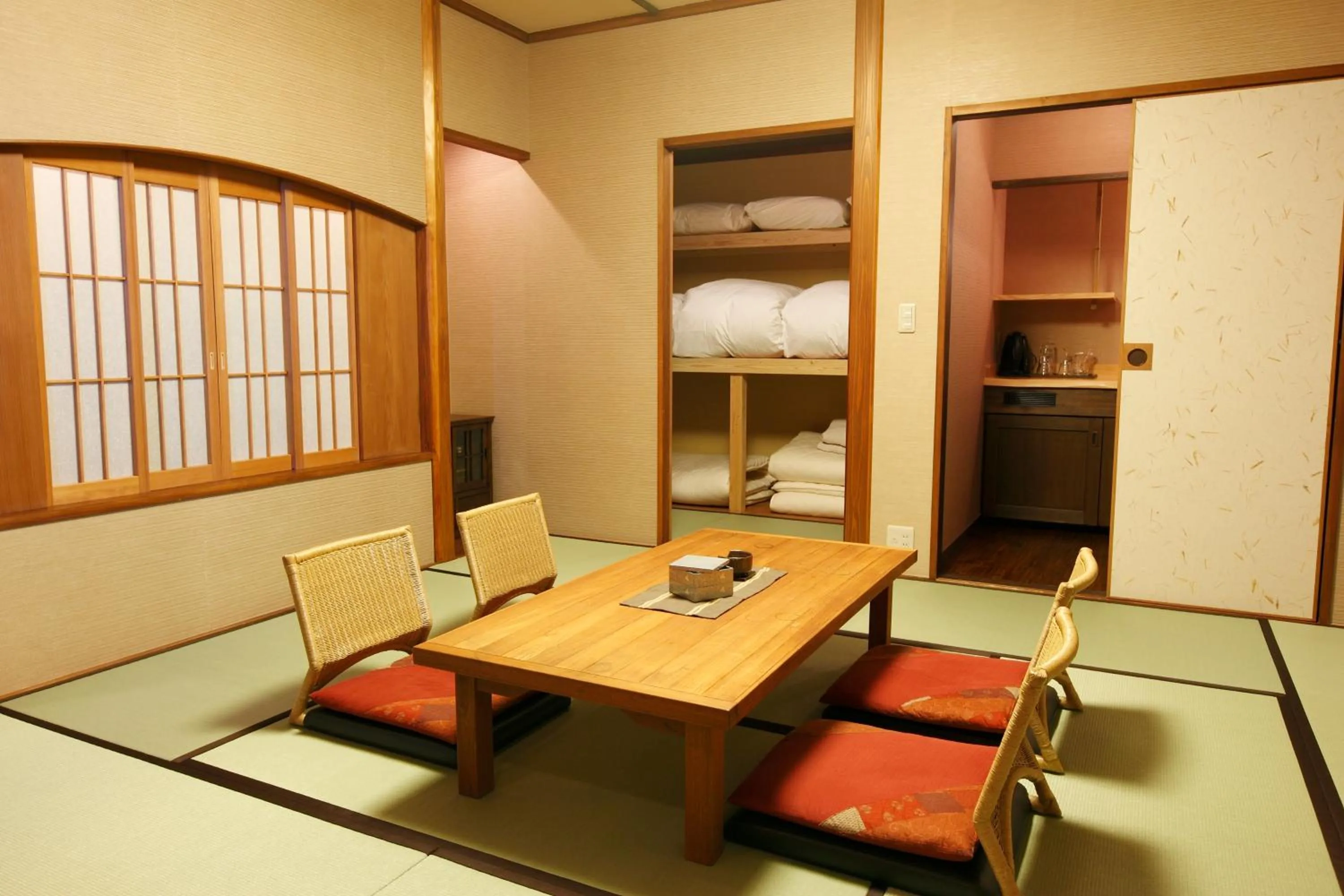 Area and facilities in Tokinoniwa