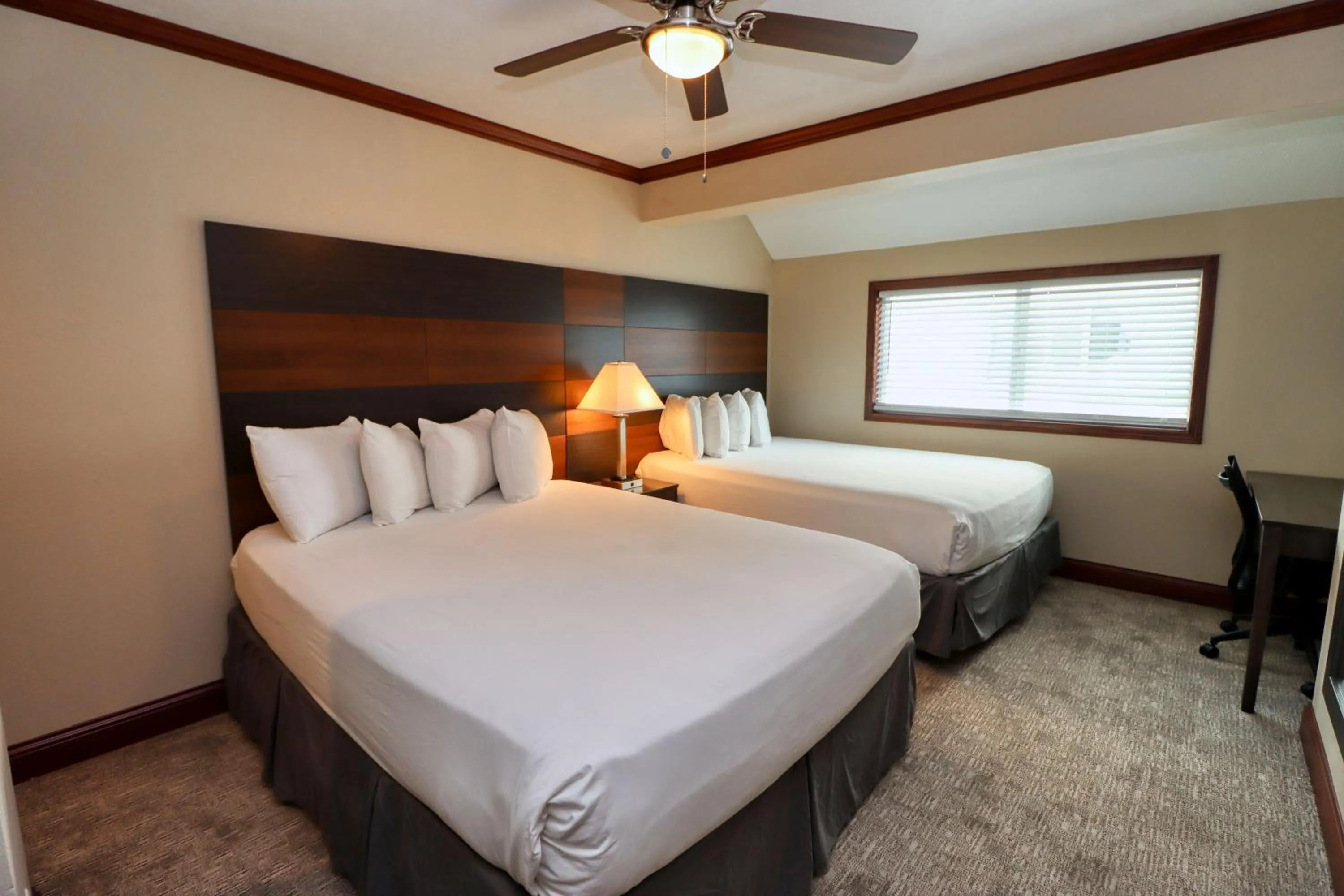 Bed in Annabell Gardens