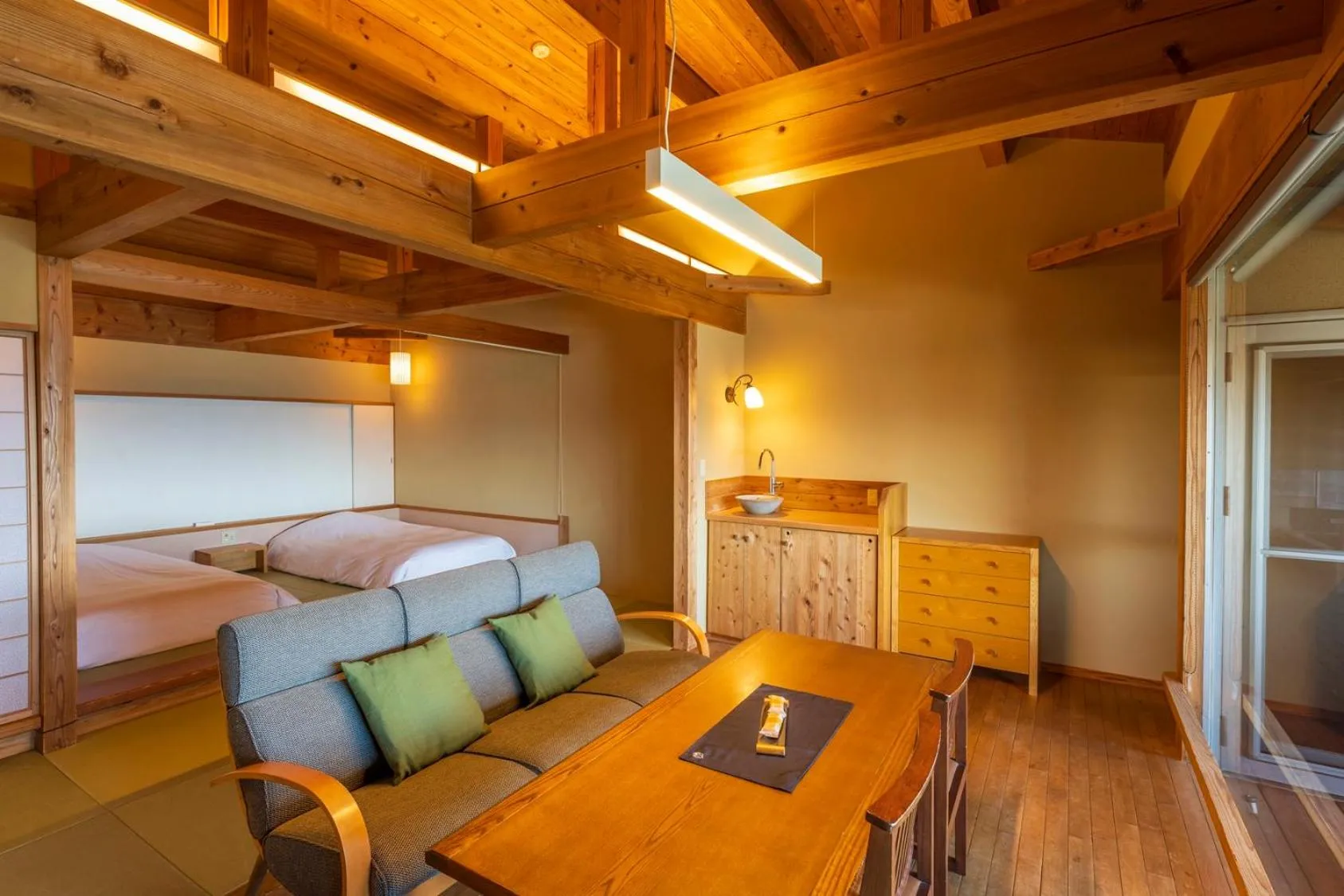 Photo of the whole room, Bed in Hamachidorinoyu Kaisyu