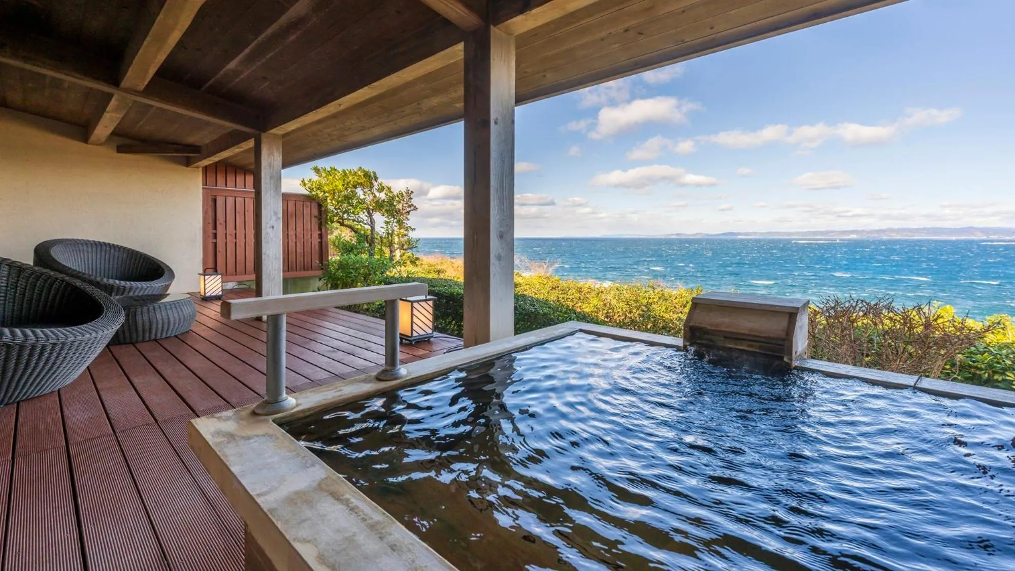 Hot Spring Bath in Hamachidorinoyu Kaisyu