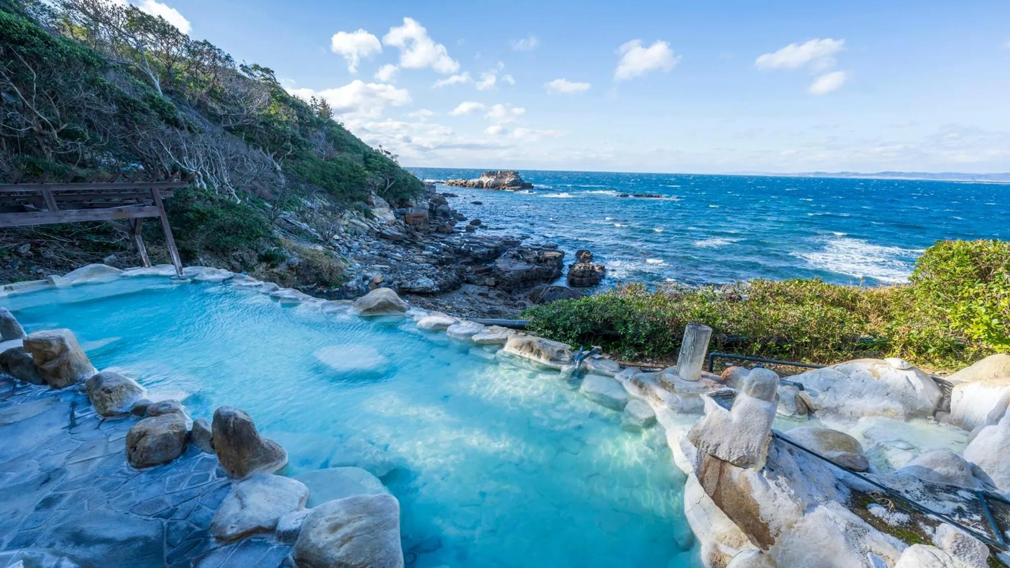 Open Air Bath in Hamachidorinoyu Kaisyu
